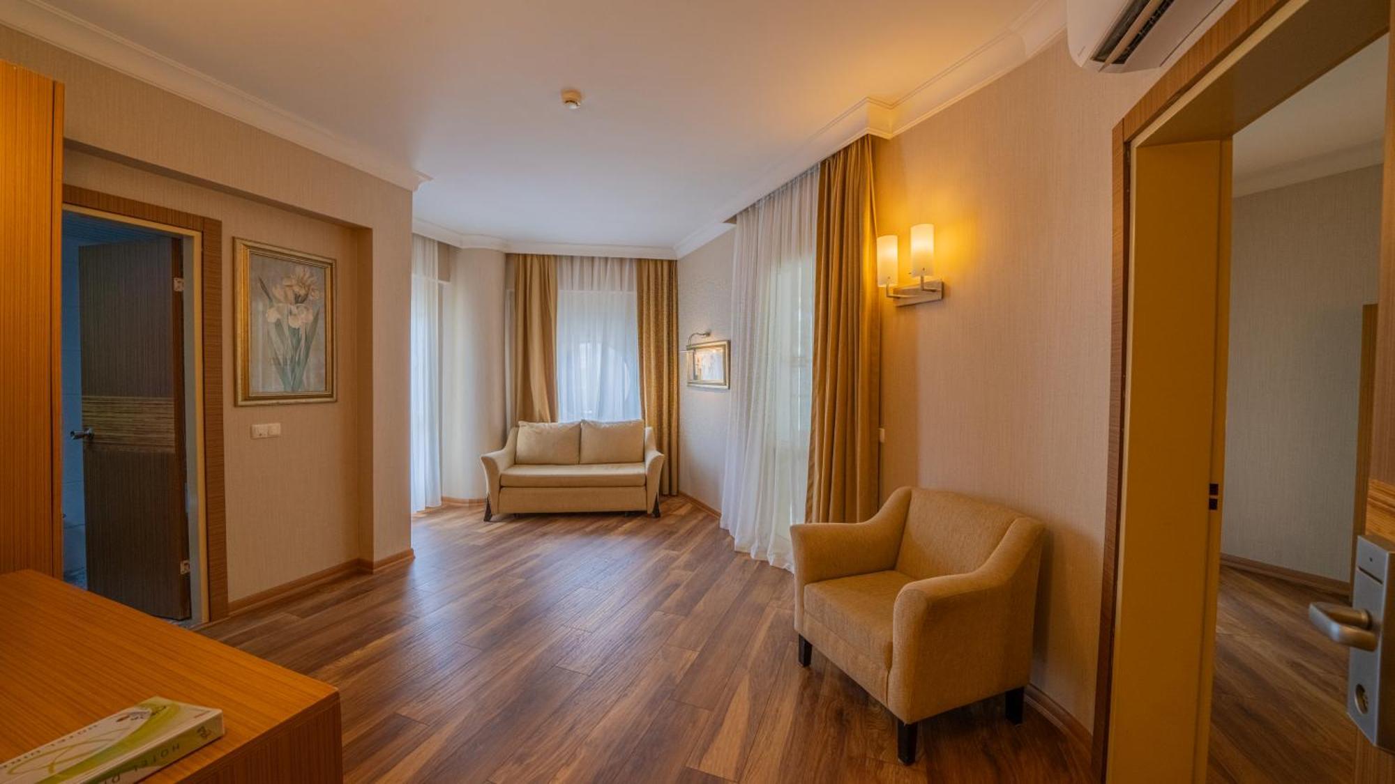 Grand Cettia Marmaris