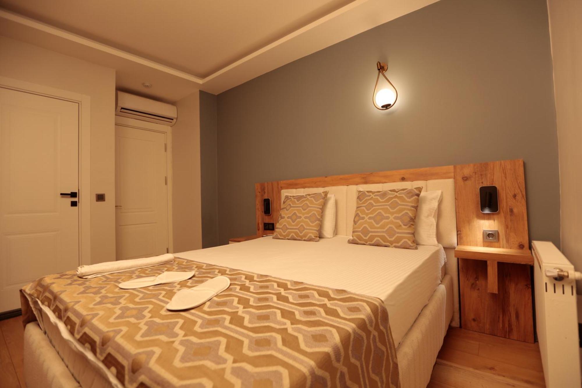 Newalla Old Hotel