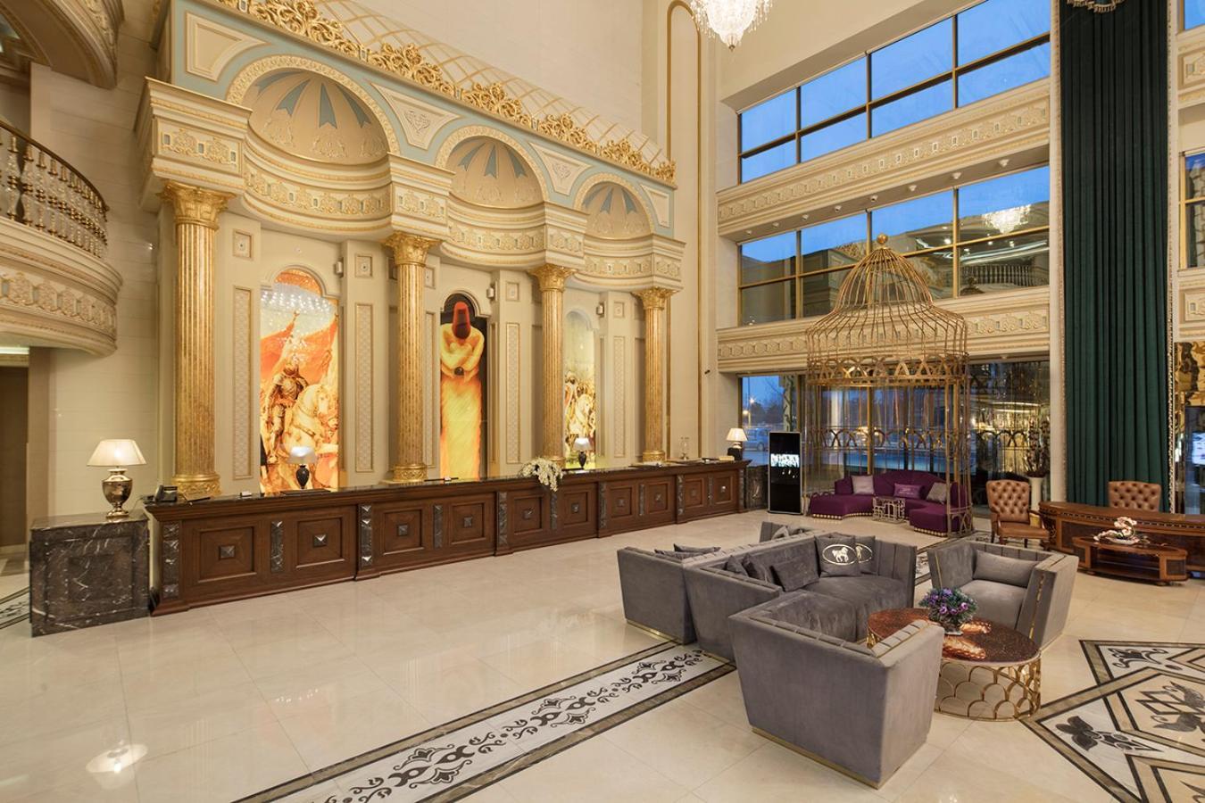 Hotel Grand Millennium