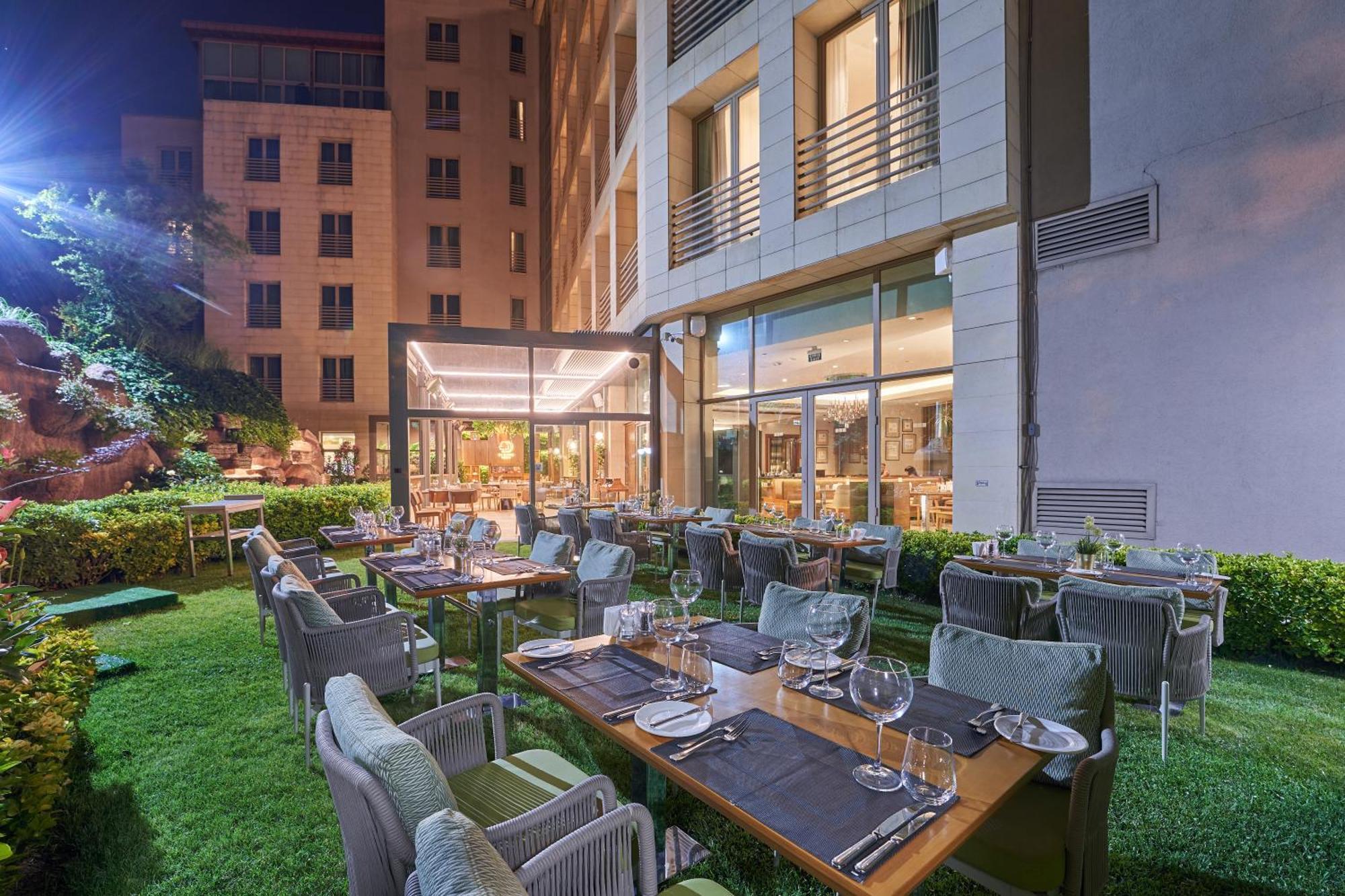 Hotel Doubletree By Hilton - Tuzla 4*