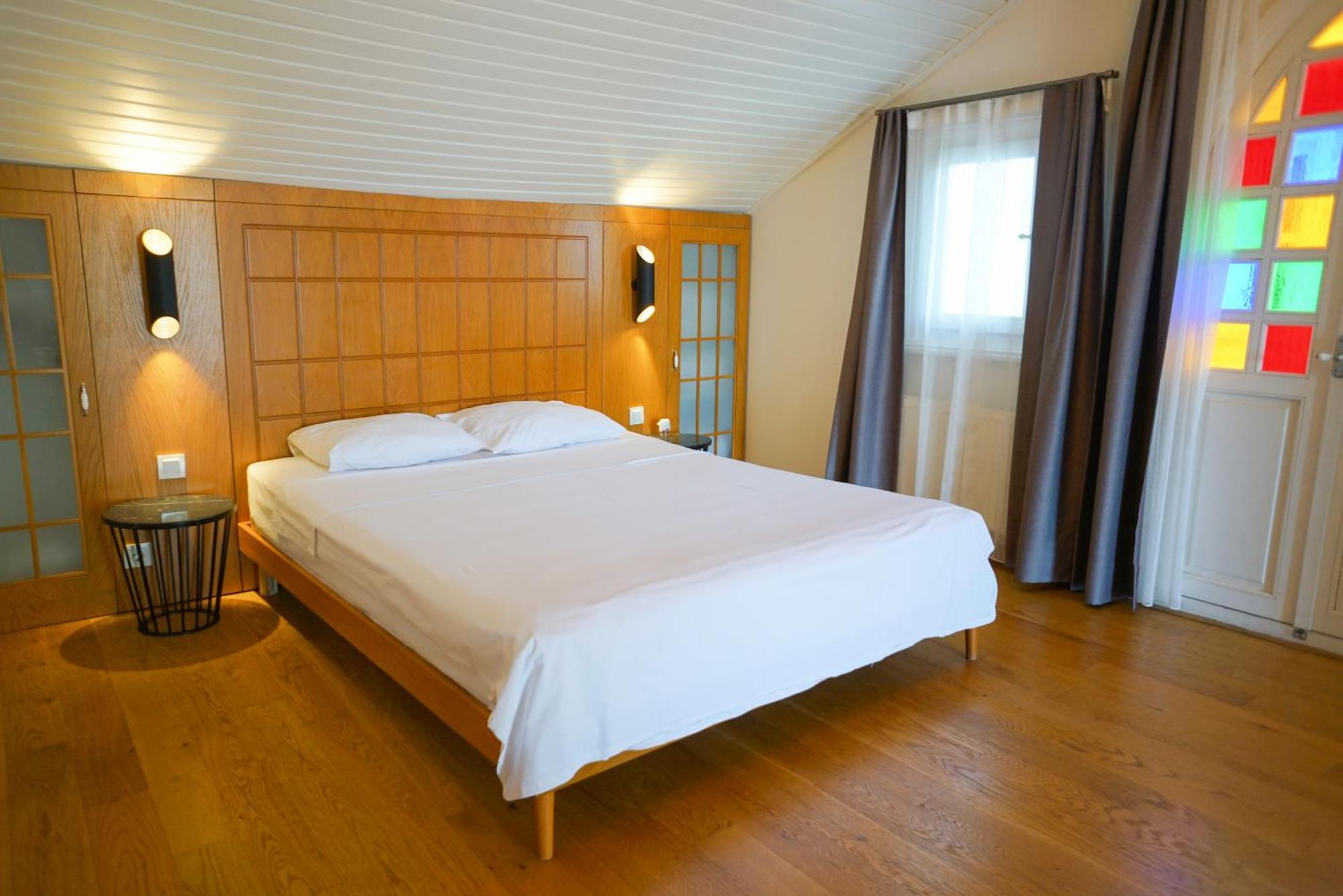 Serguzest Hotel 3*