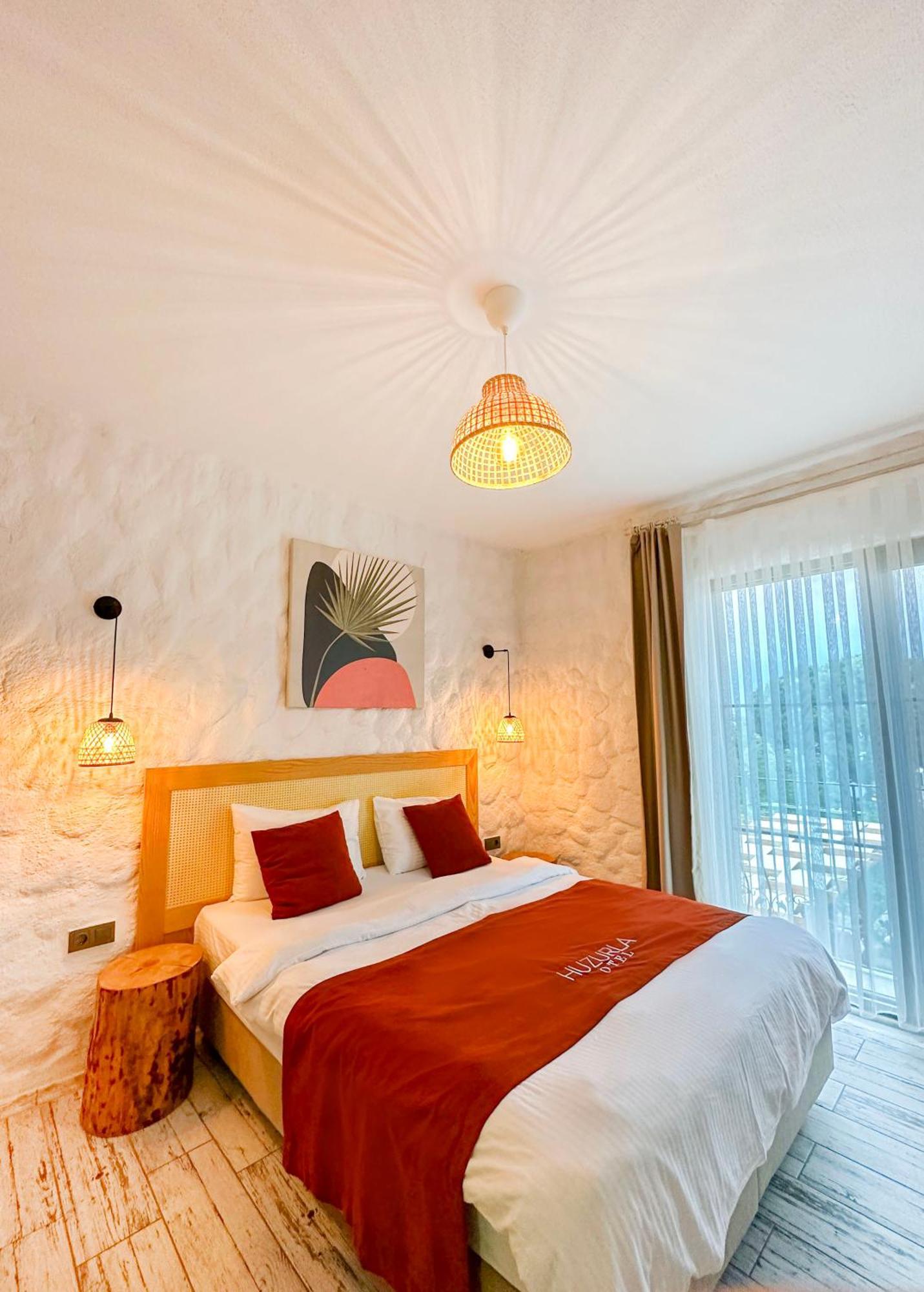 Hotel Huzurla *