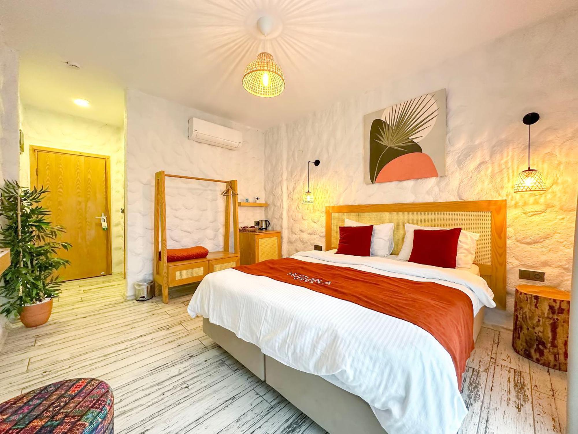 Huzurla Hotel Izmir