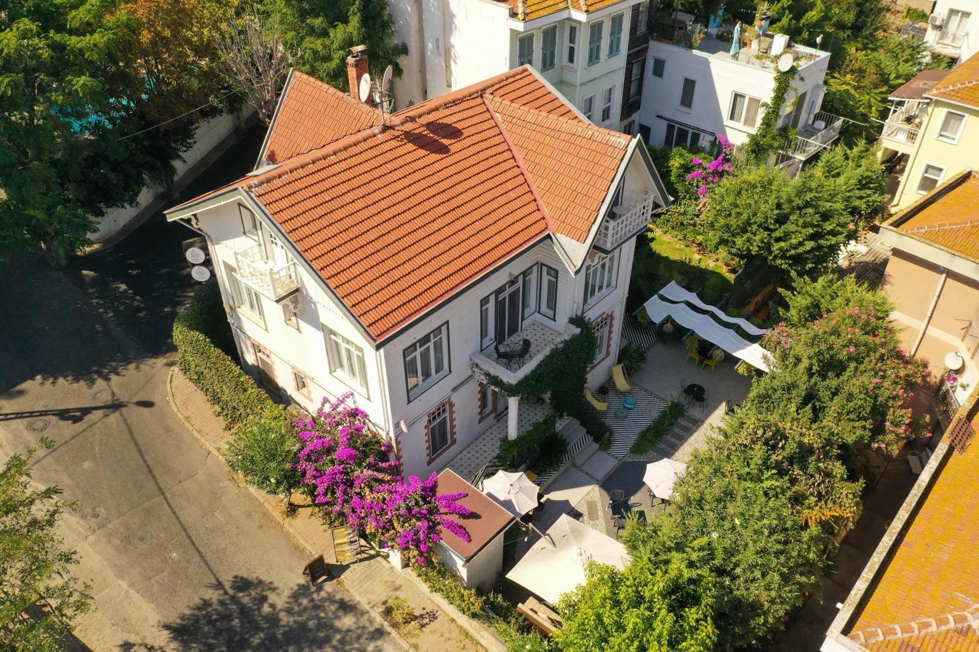 Hotel Serguzest Adalar