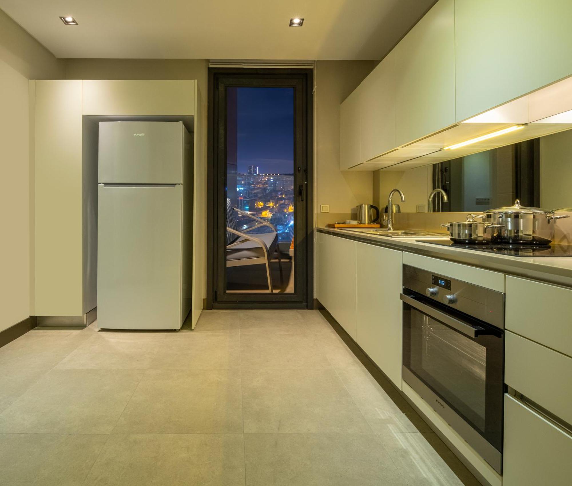 Movenpick Living West 5* Istanbul