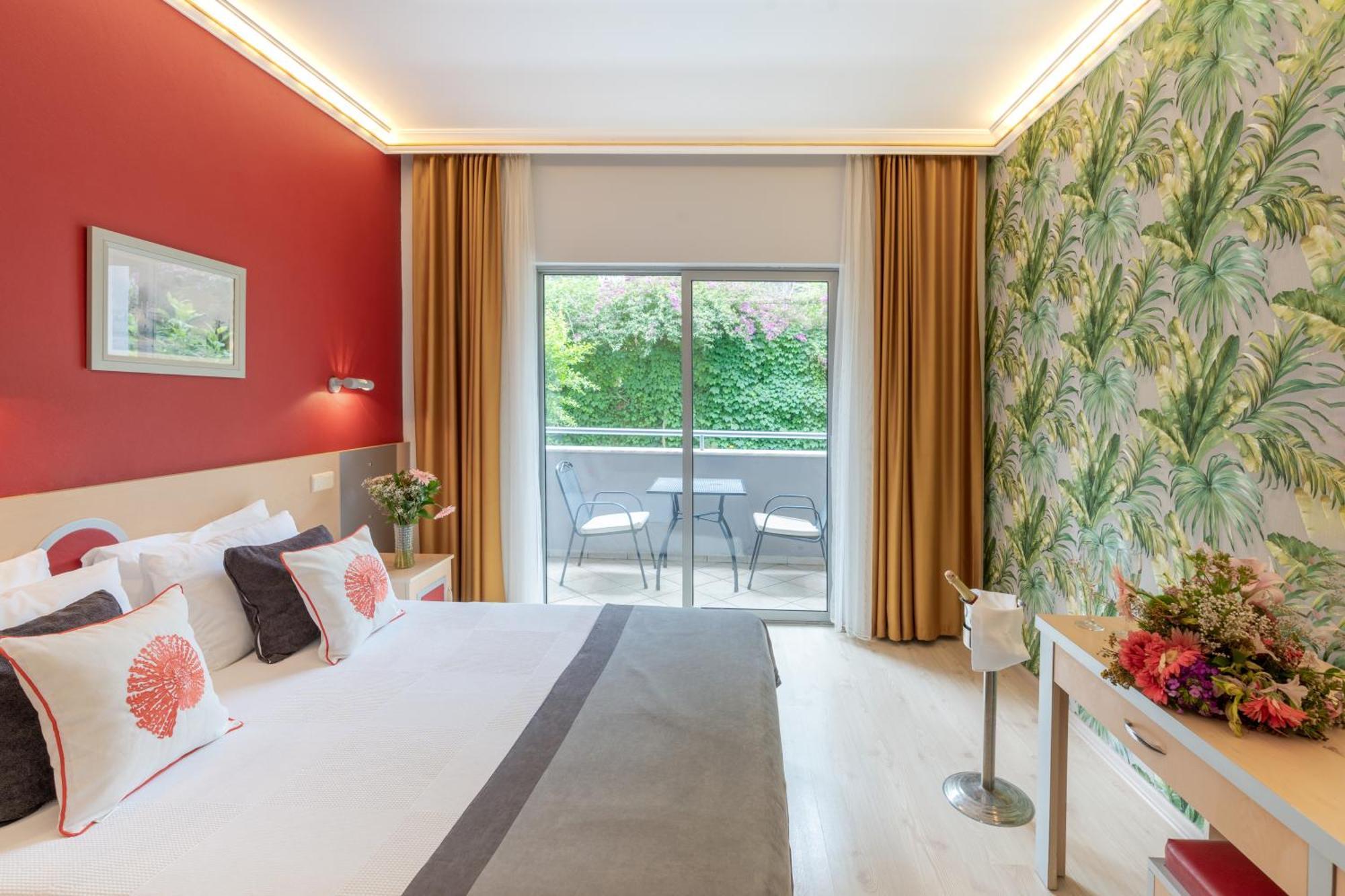Grand Viking Hotel 4*