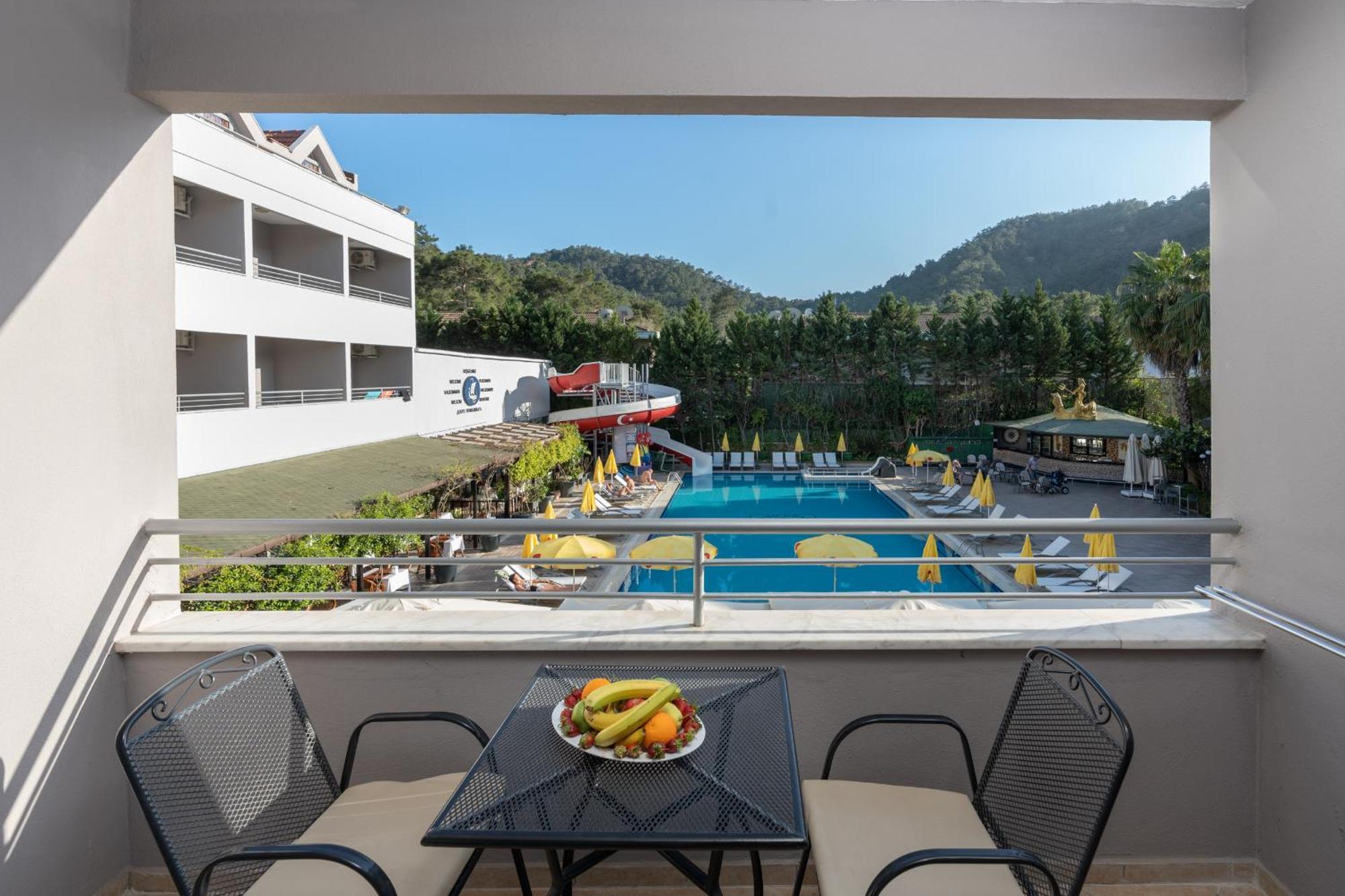 Grand Viking Hotel 4*