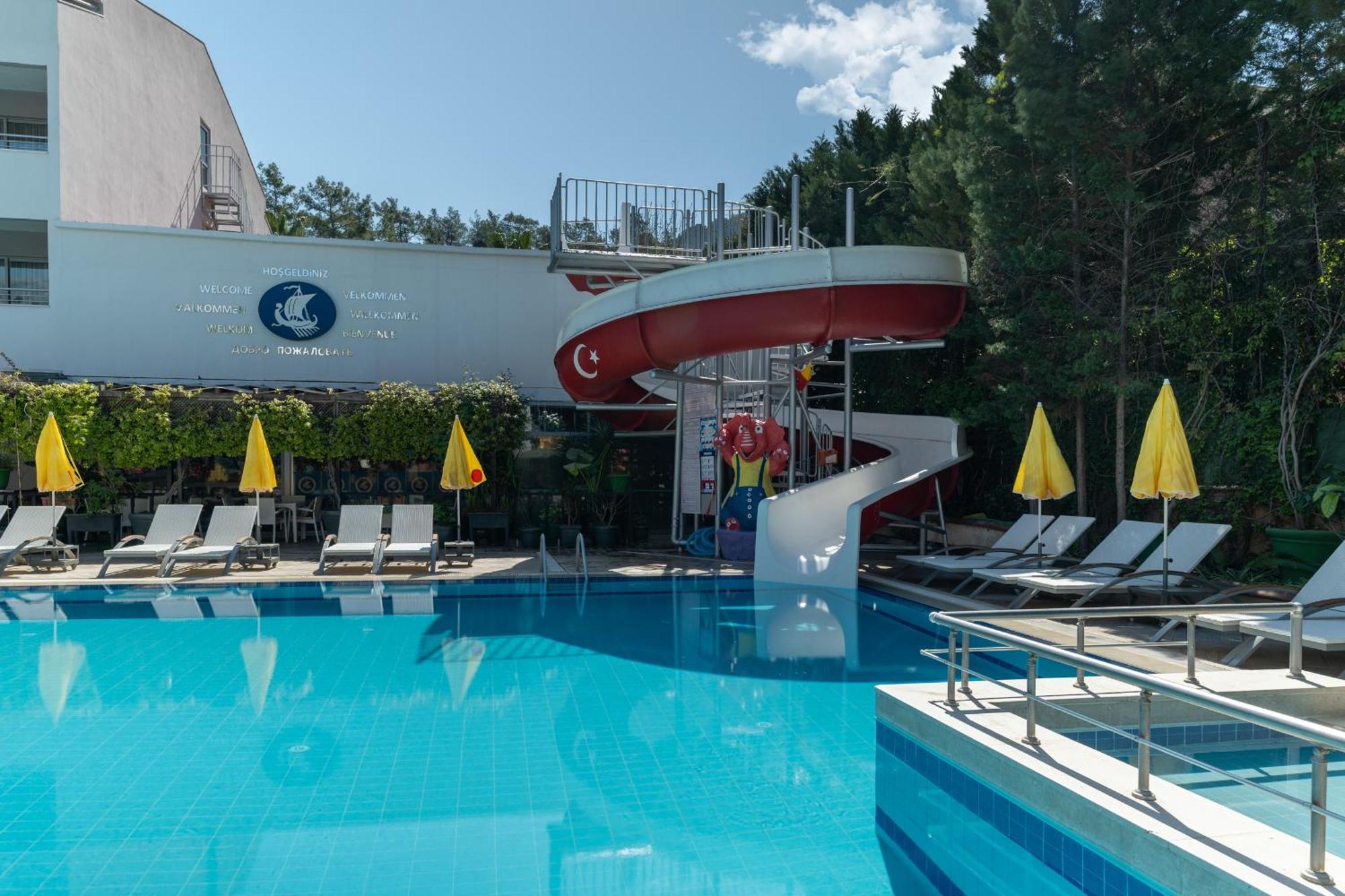 Grand Viking Hotel 4*