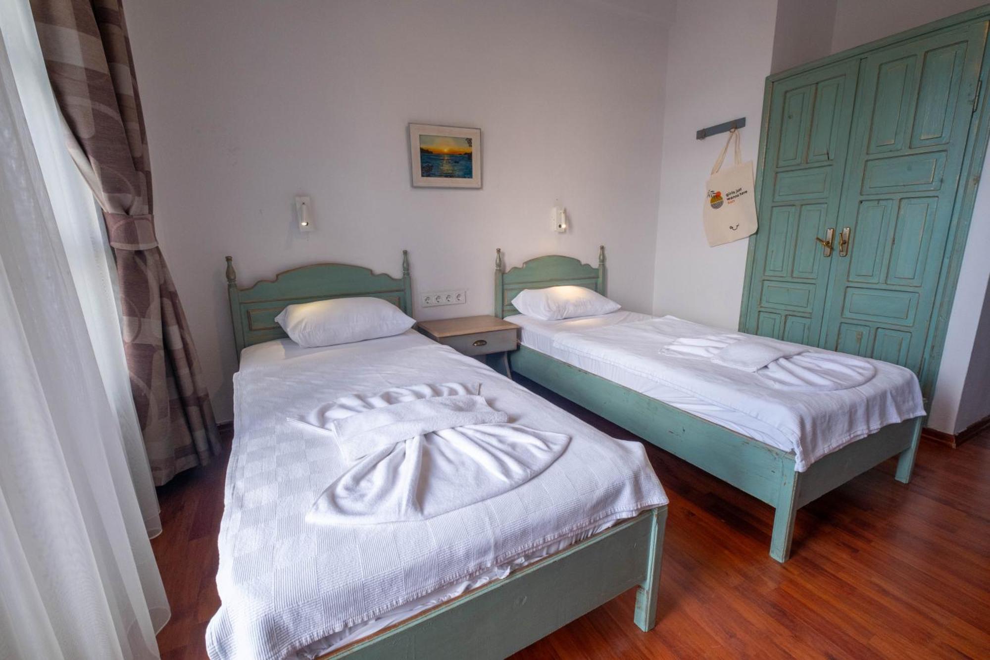 The Diplomat Hotel 3*