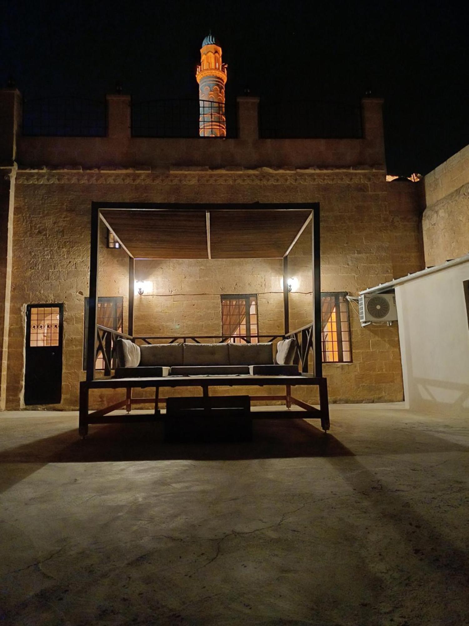 Tarihi Ulu Cami Yani, Tarihi Villa Mardin
