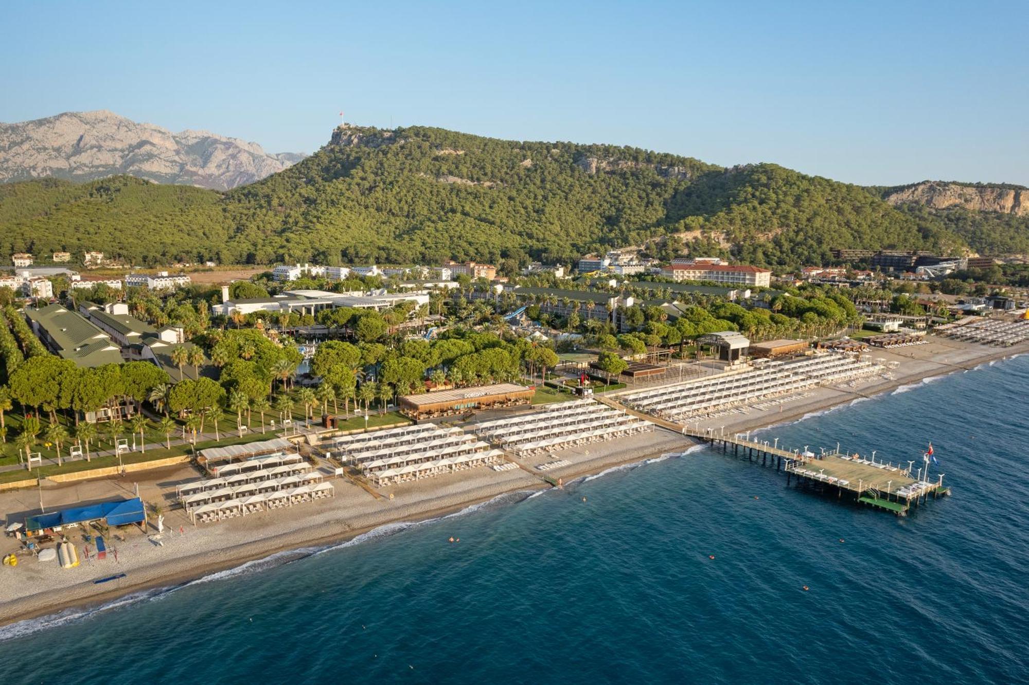 Dobedan World Palace 