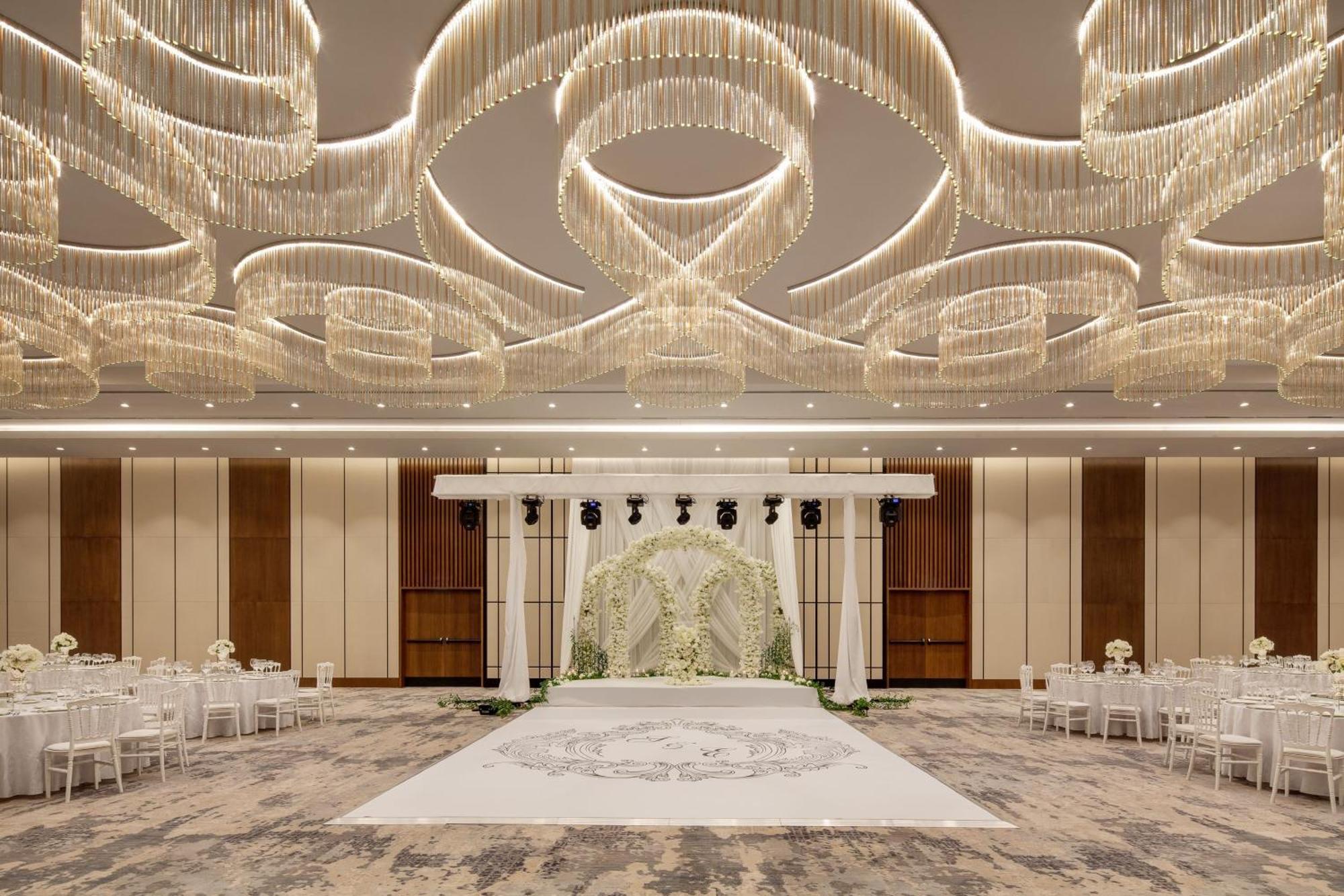 Sheraton Esenyurt Hotel 5*