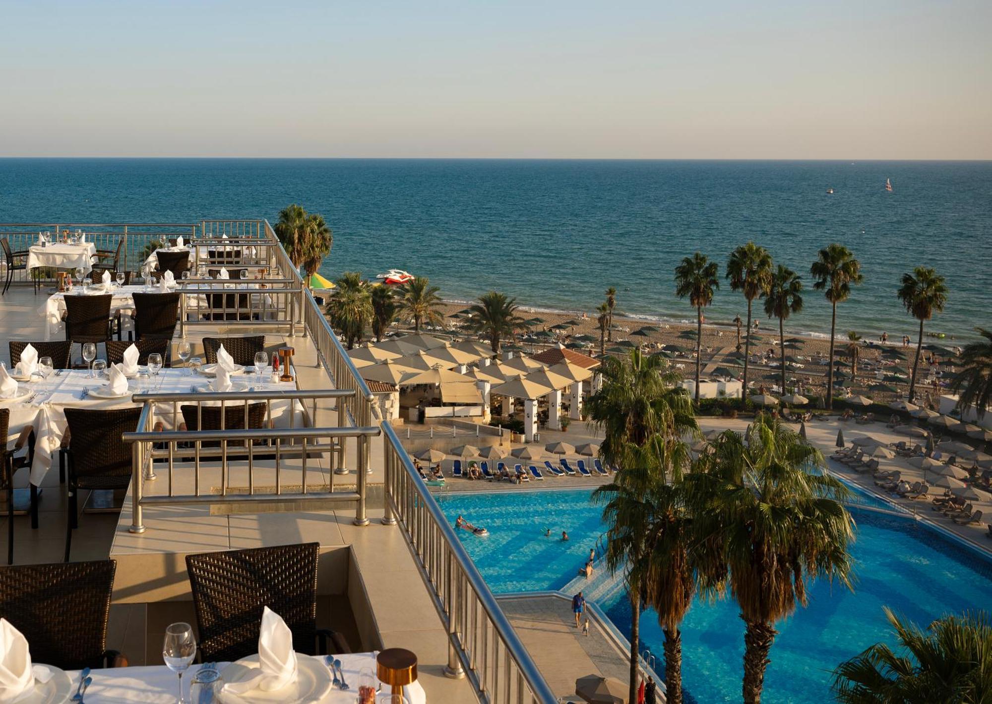 Resort Adora &