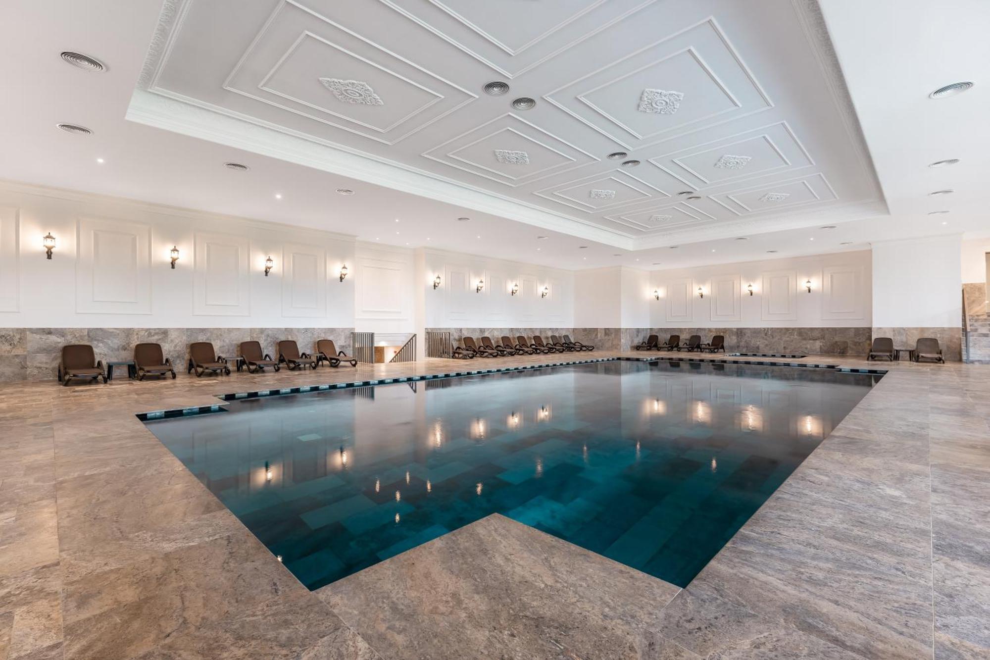 Resort Adora & 5*