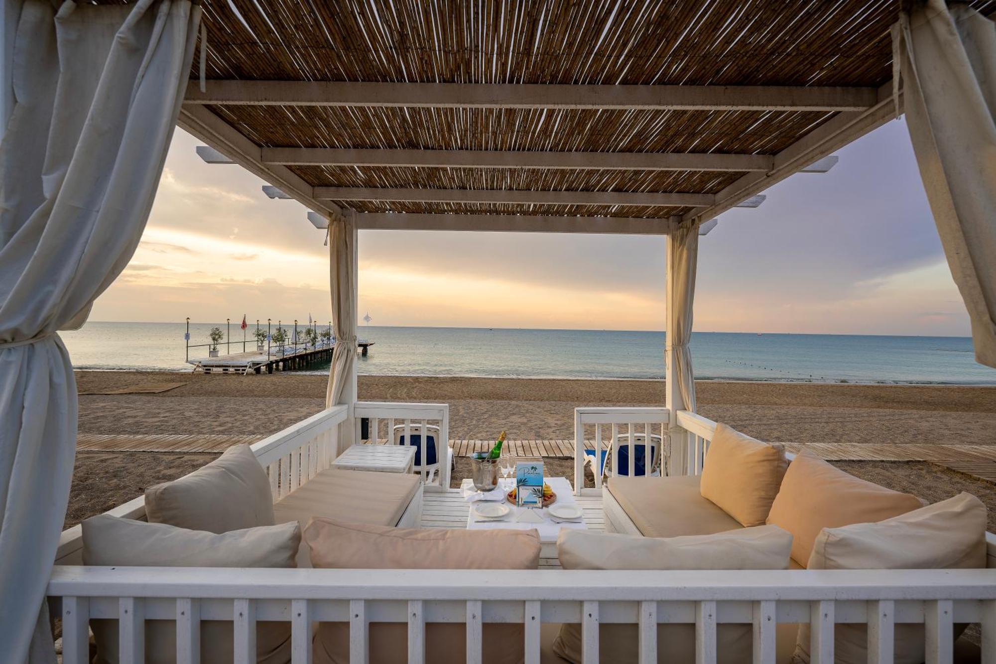 Resort Adora &