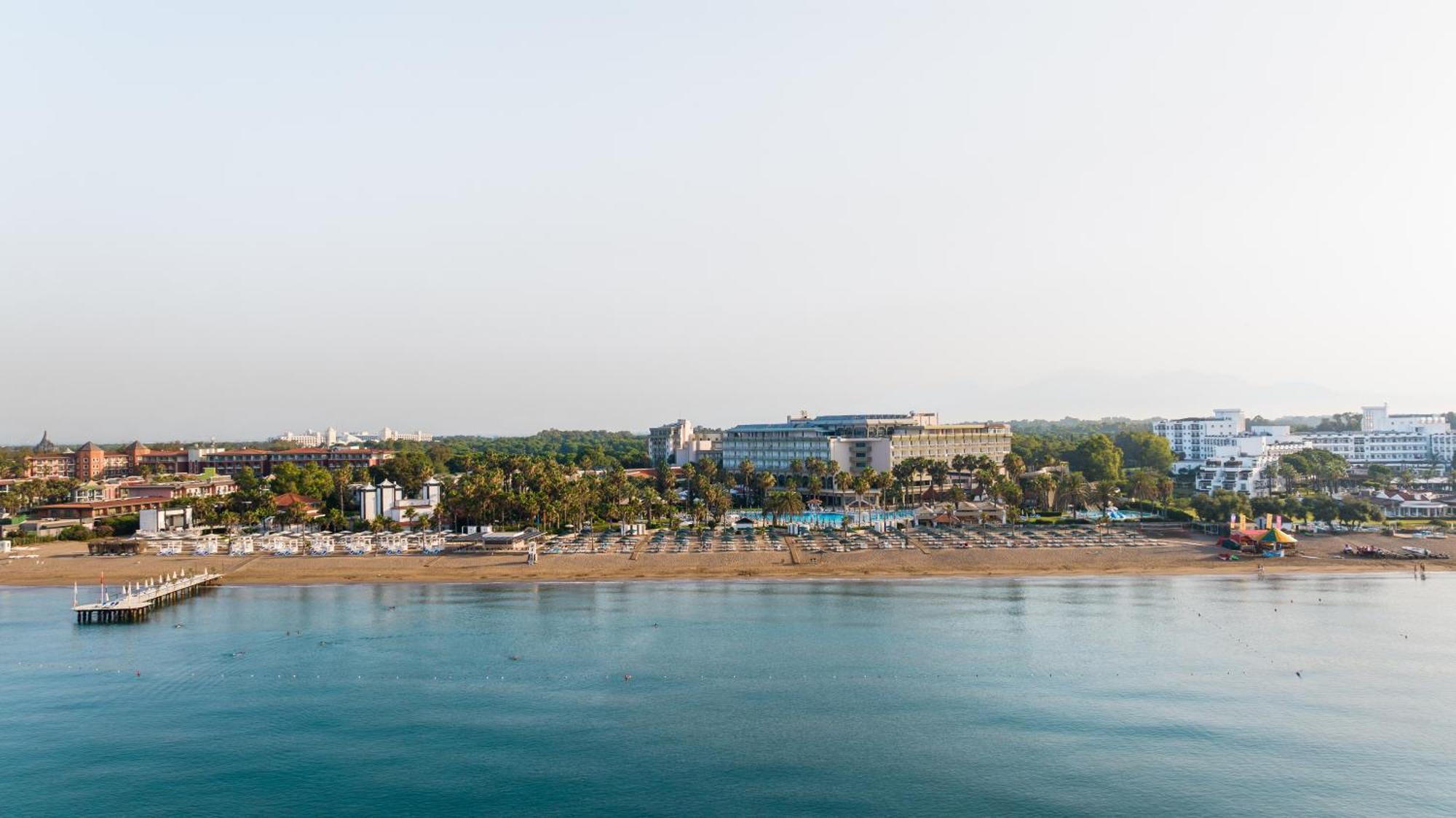 Resort Adora & 5*