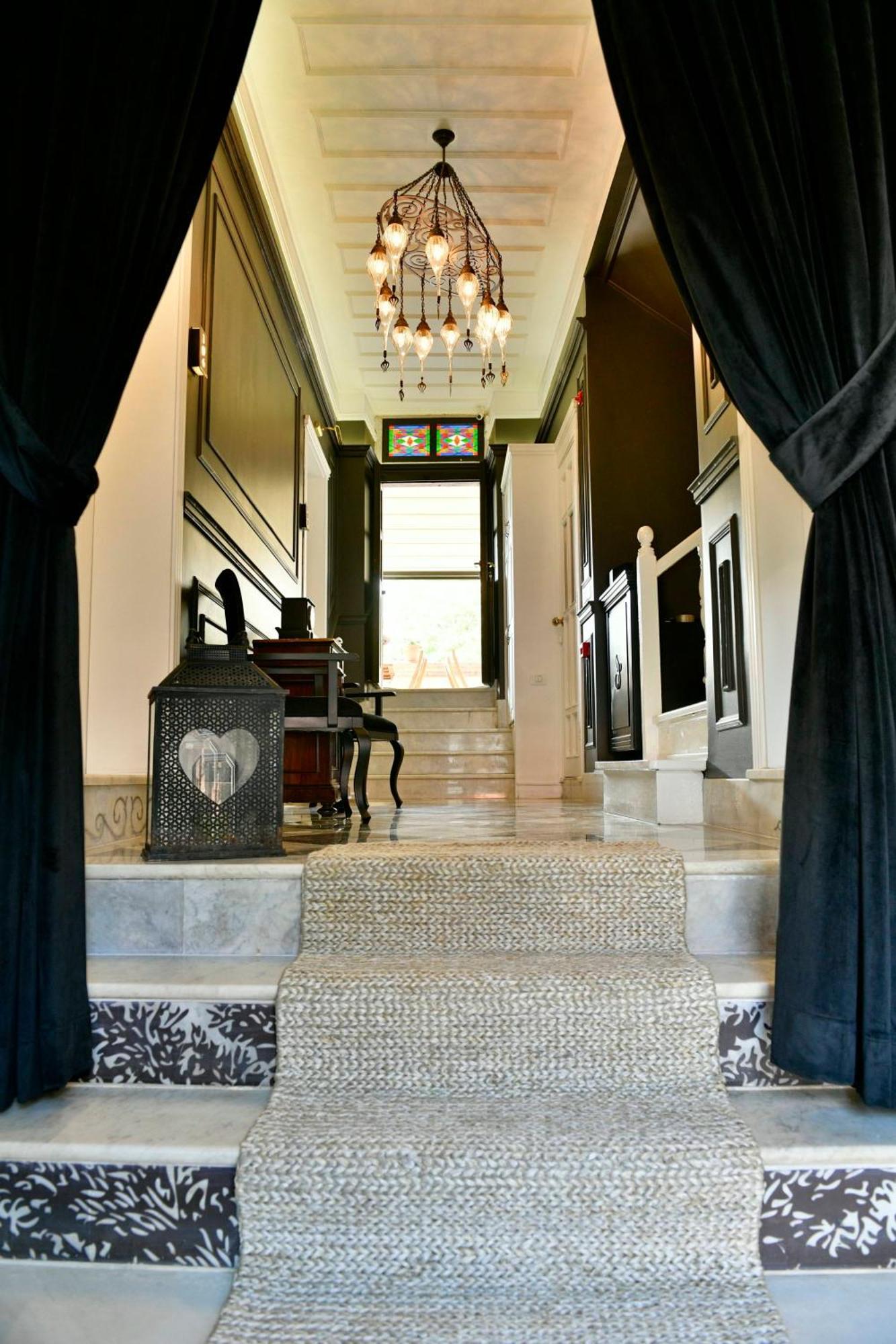 Siyah Lale Cunda 1841 (adults Only) Hotel