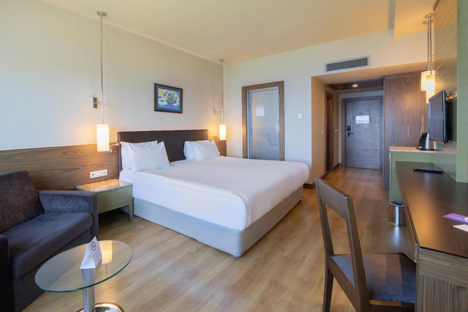 Kolin & Convention Center Hotel