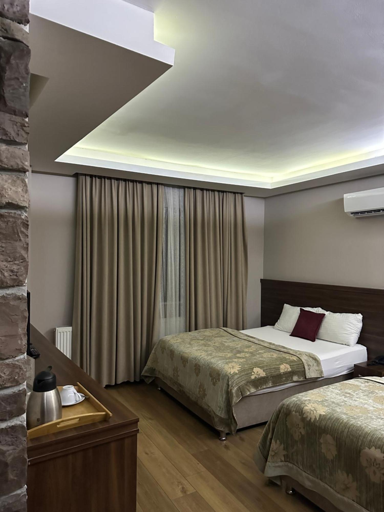 Hotel Grand Delux
