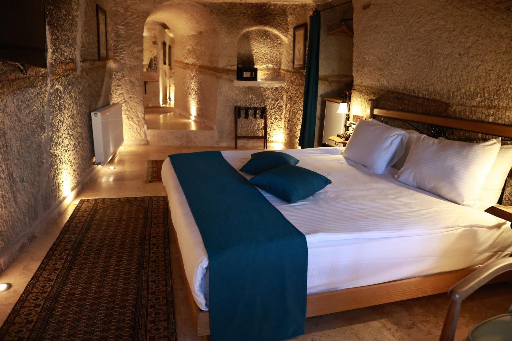 Hotel Peruna Cave *