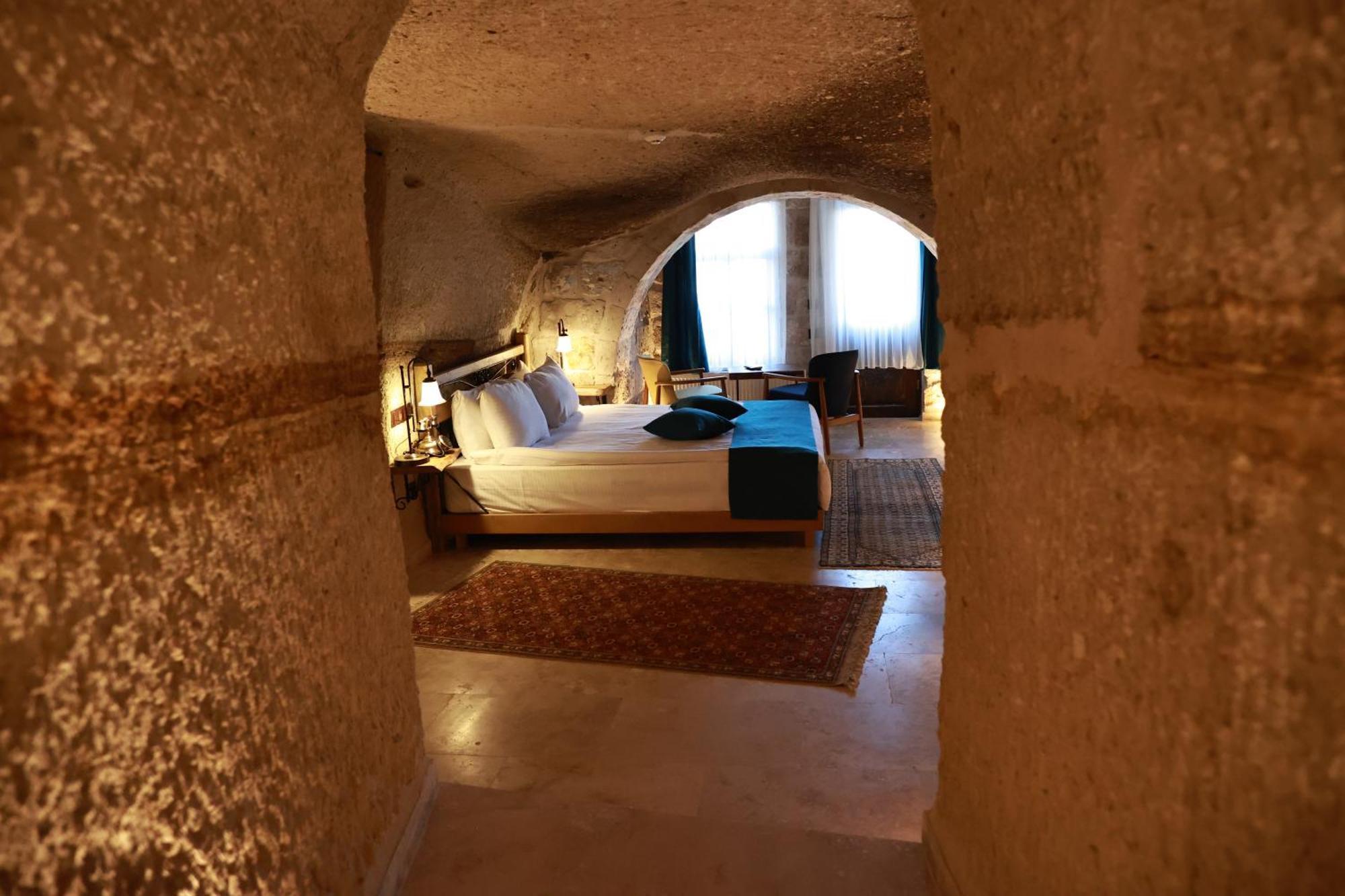 Peruna Cave * Goreme