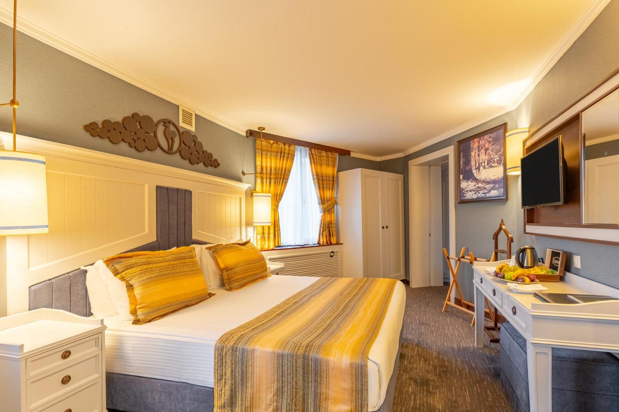 Mirada Del Hotel 5*