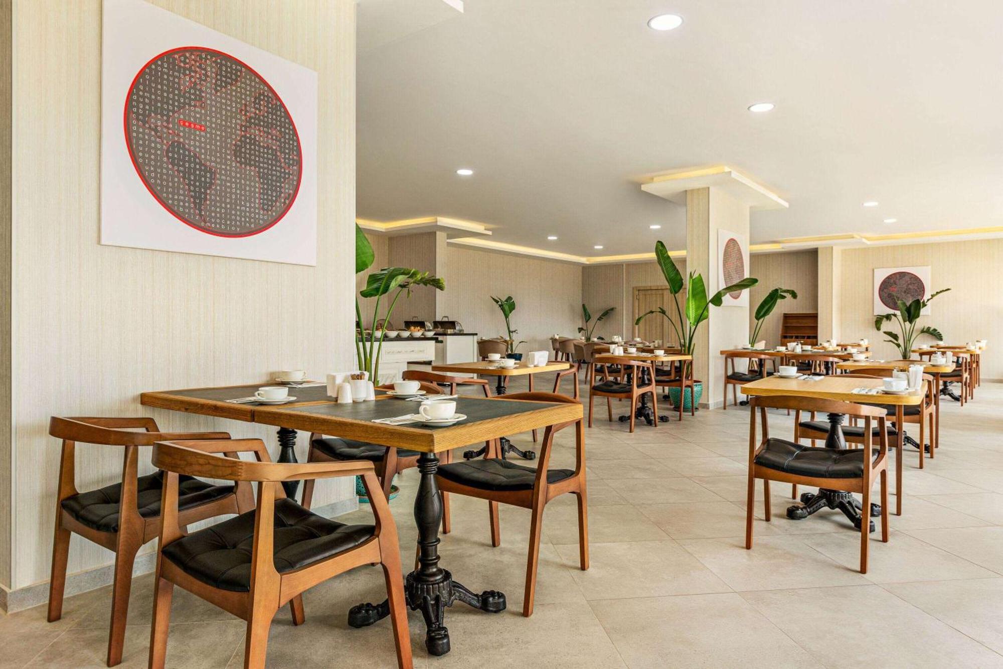 Hotel Ramada By Wyndham *