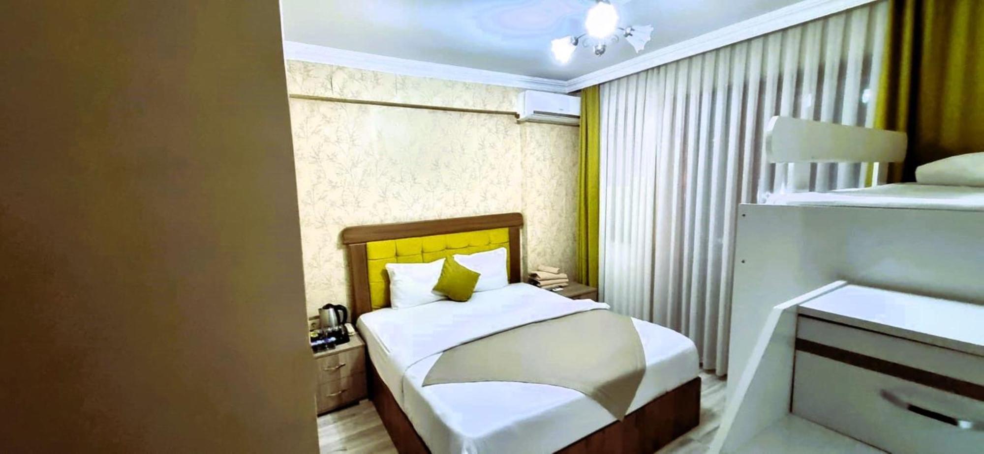 Hotel Wind *