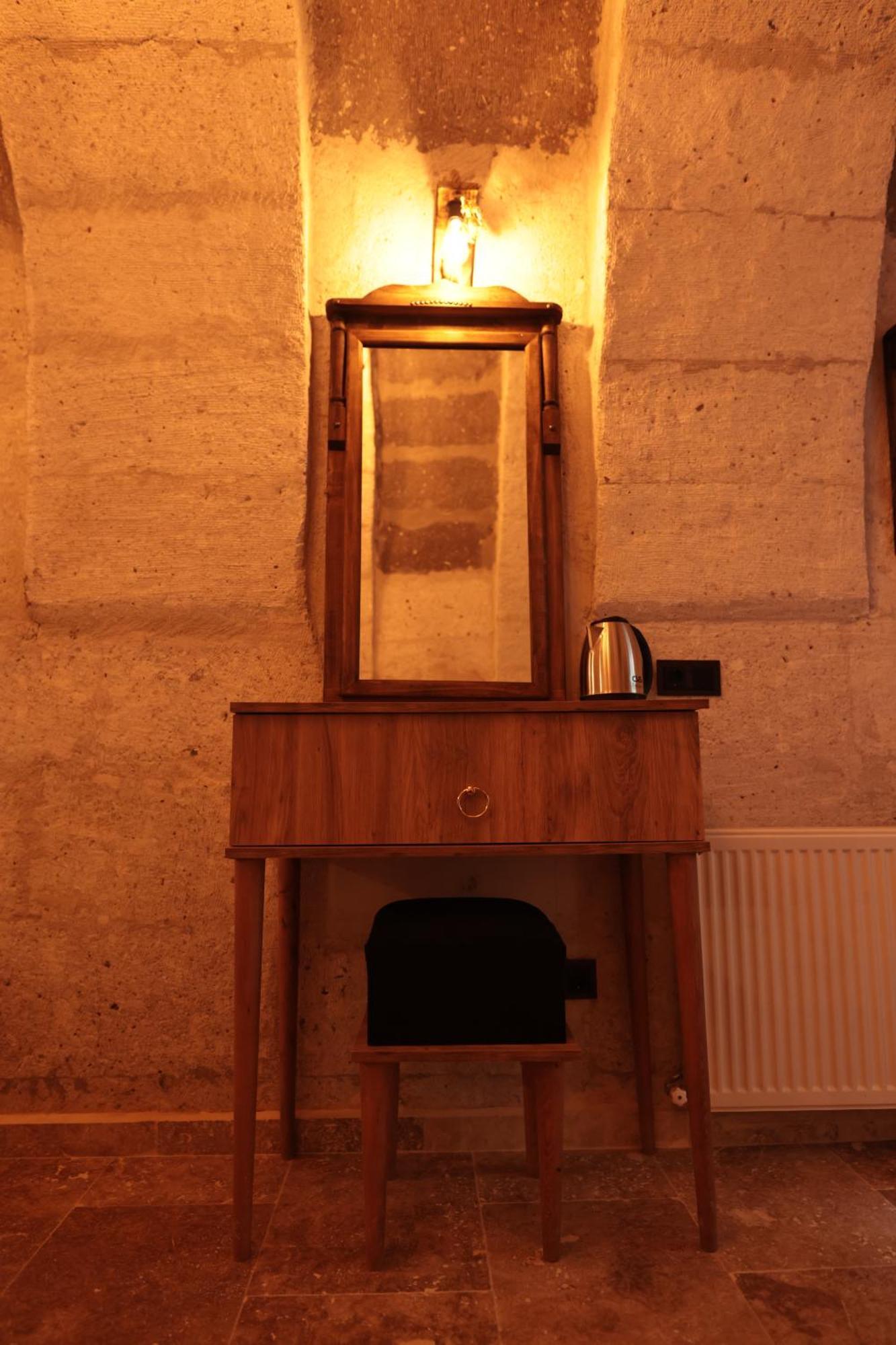 Hotel Stone Owl & Restaurant 3*