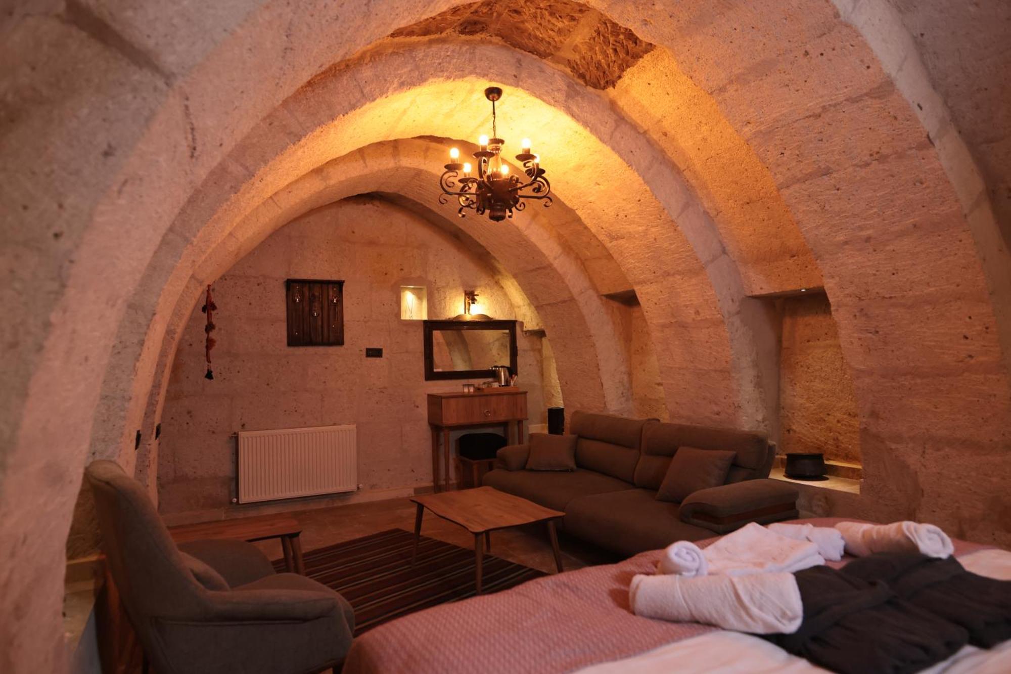 Stone Owl & Restaurant 3* Uchisar