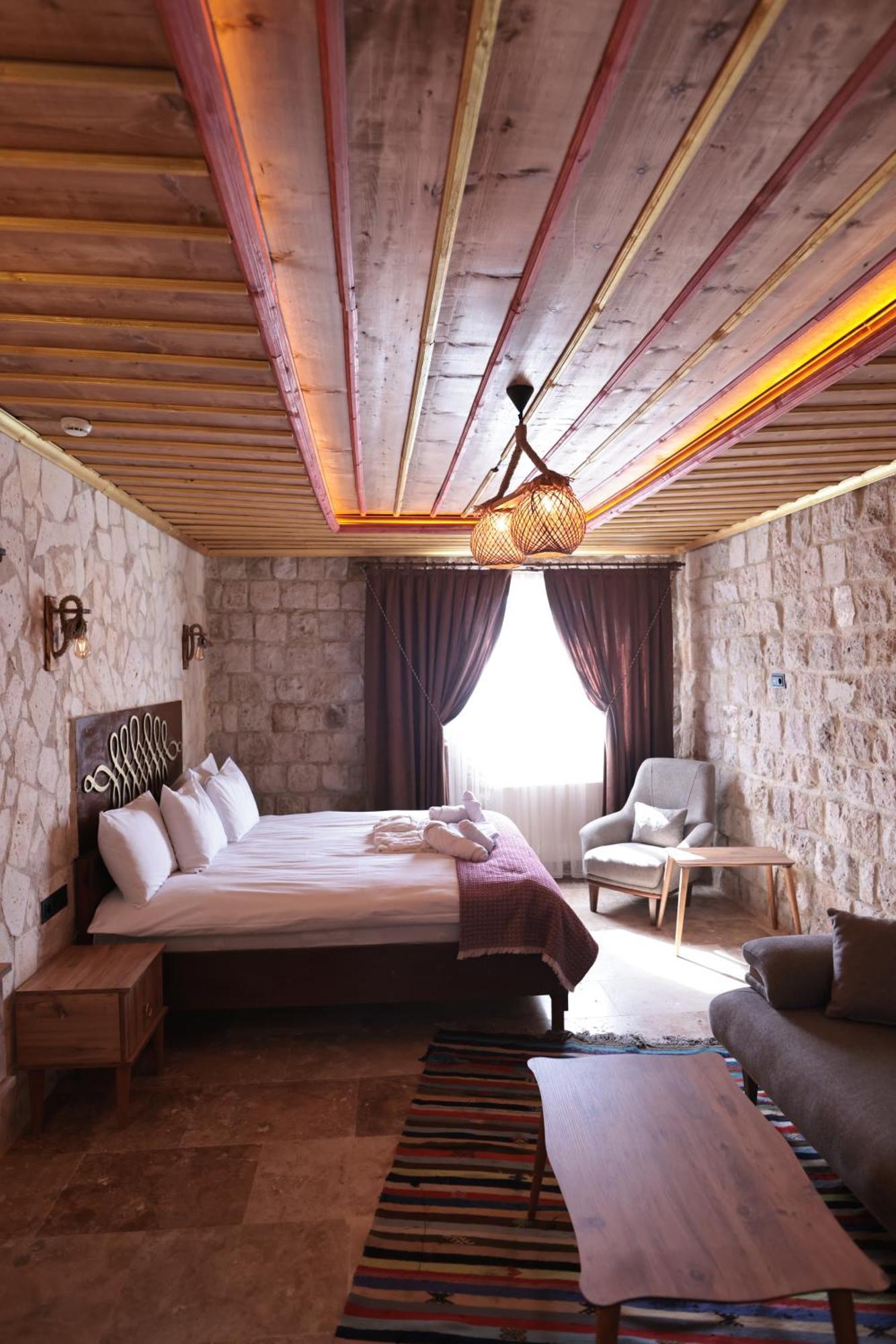 Stone Owl & Restaurant 3* Uchisar
