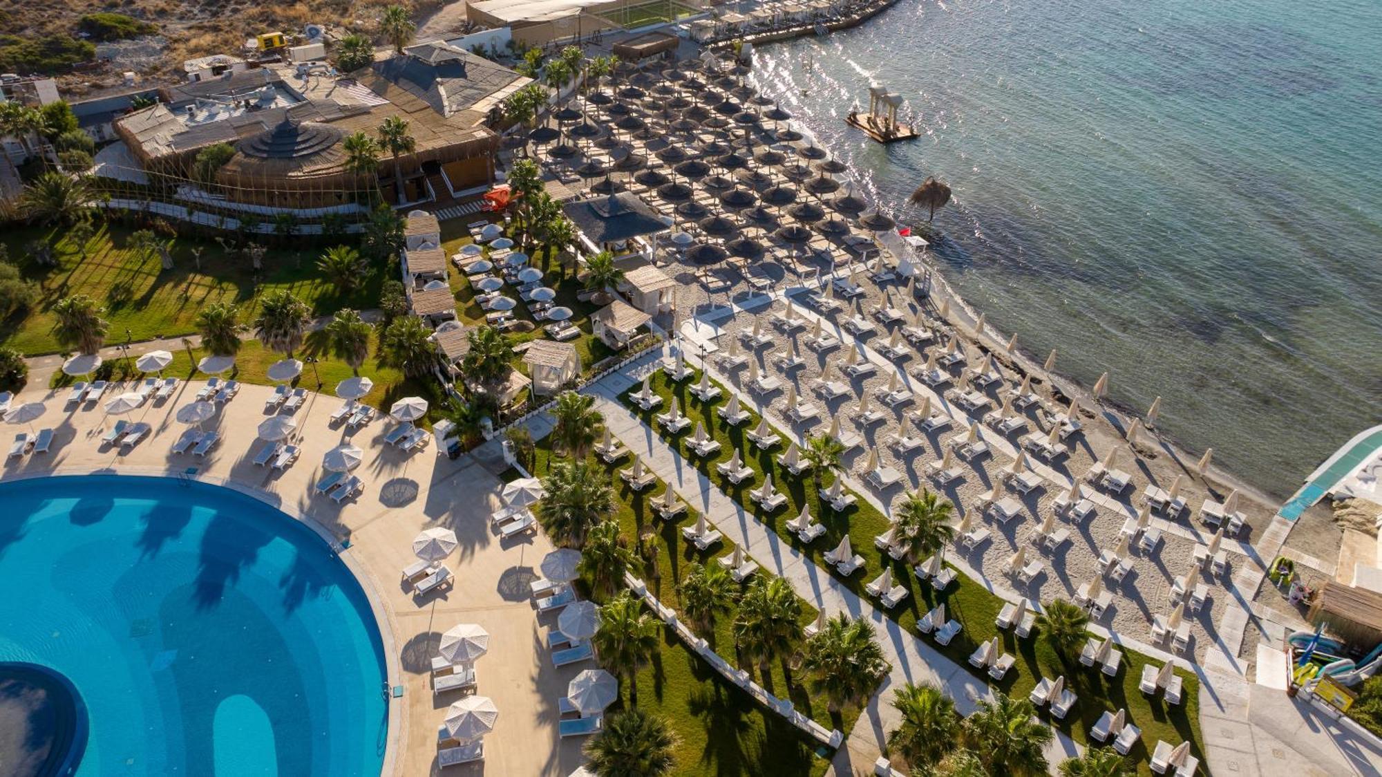 Cocos The Club Solto Alacati
