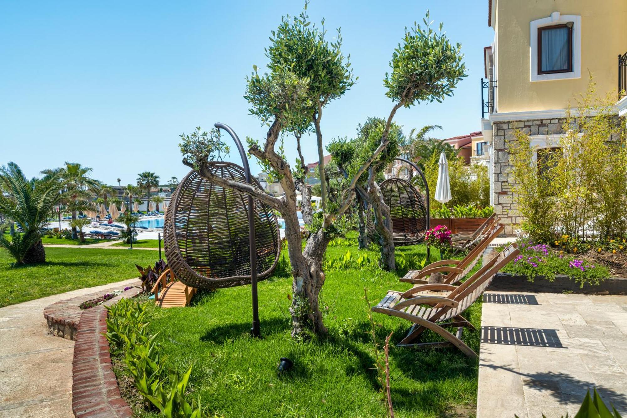 Cocos The Club Solto 4*