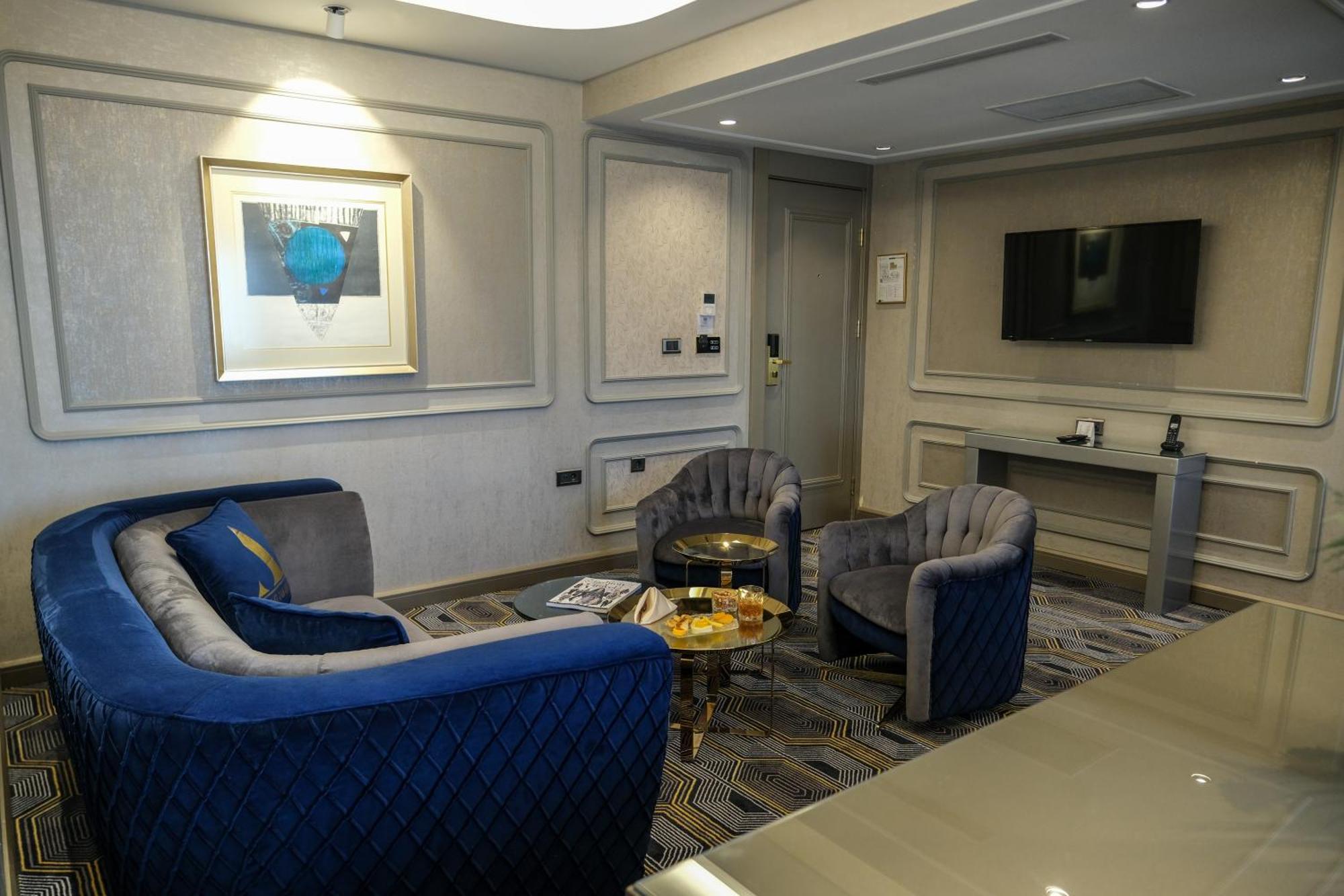 Altinel & Convention Center 5*