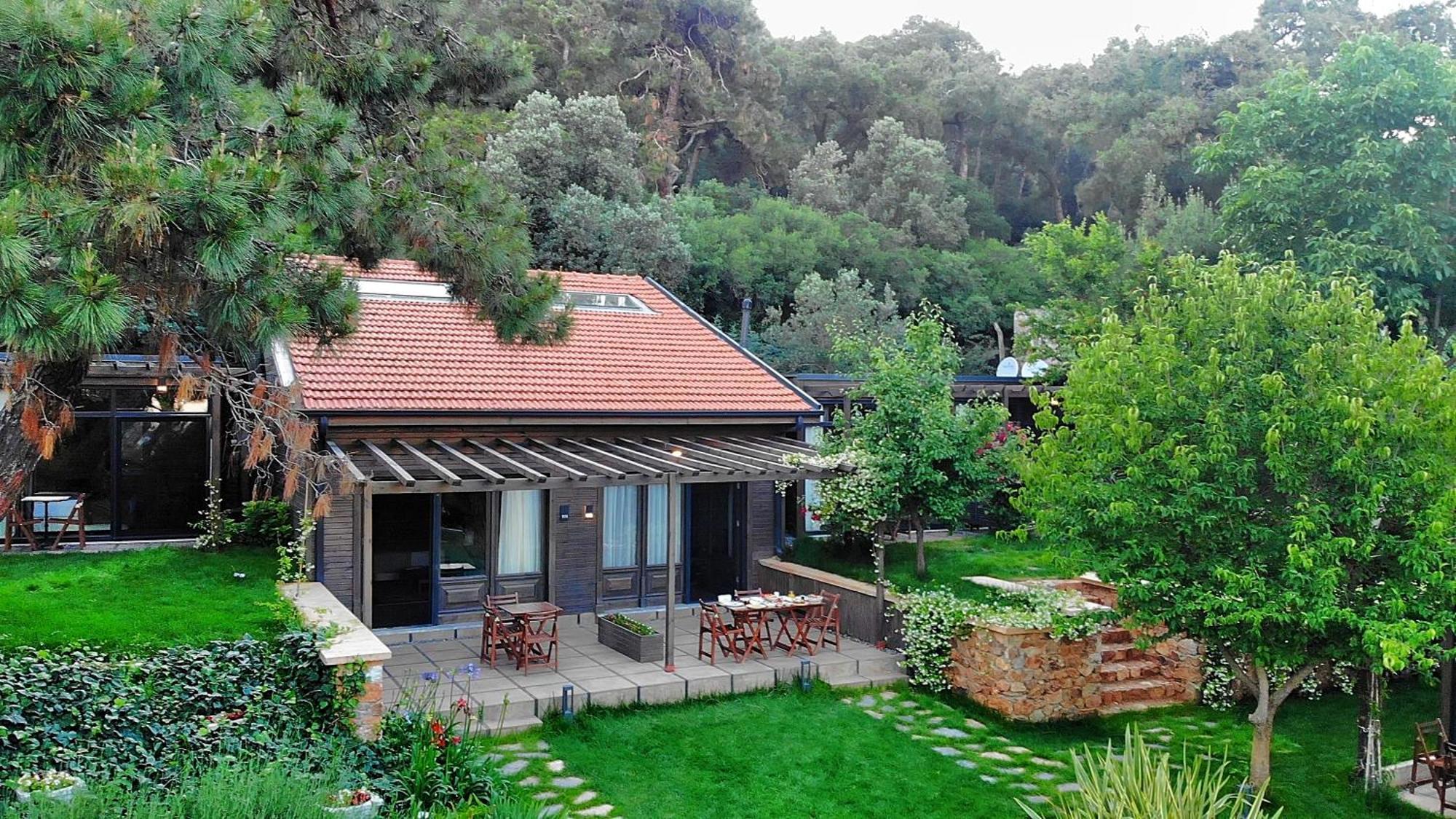 Triada Bueyuekada Hotel Adalar
