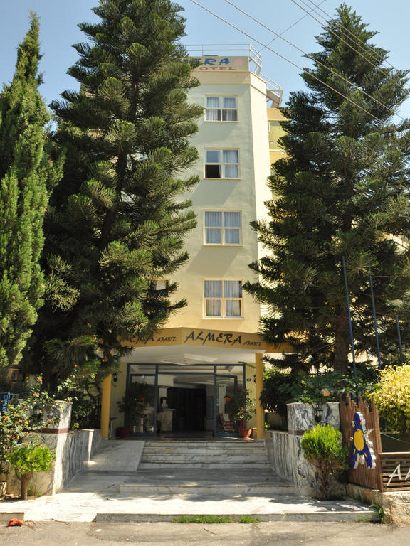 Aparthotel Almera Apart