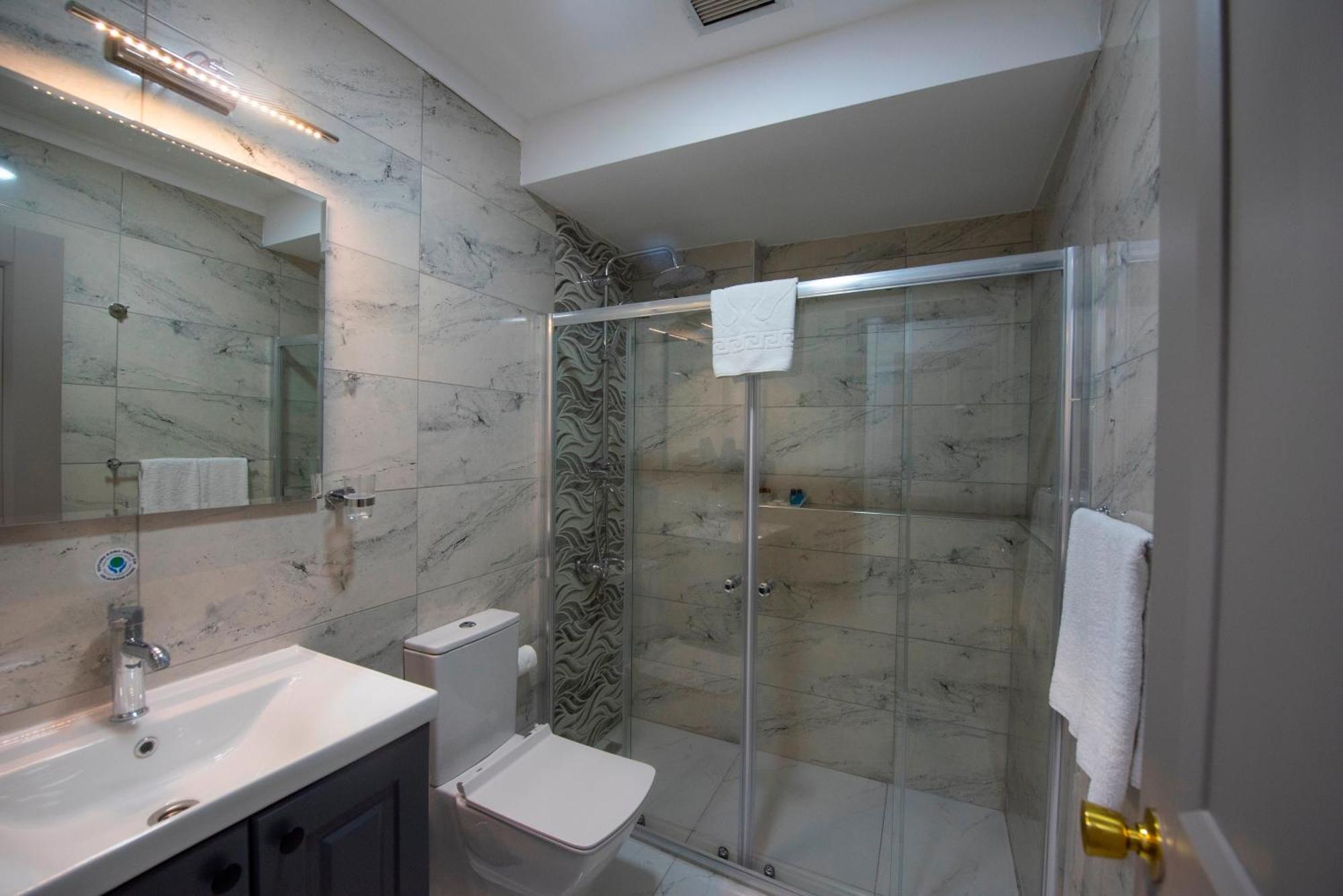 Hotel Daphne 4*