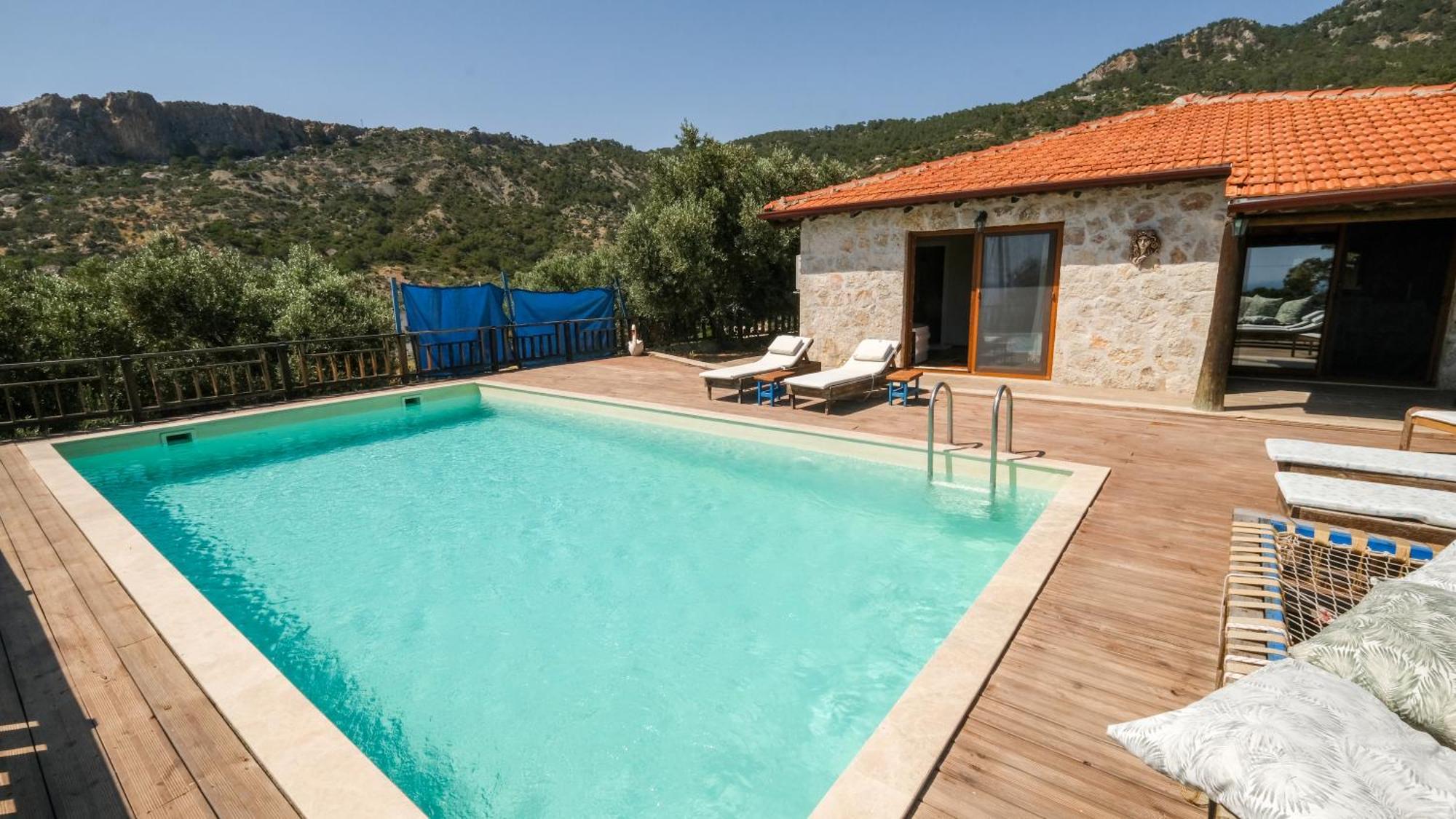Likya House - Deniz Ve Doga Manzarali, Havuzlu *