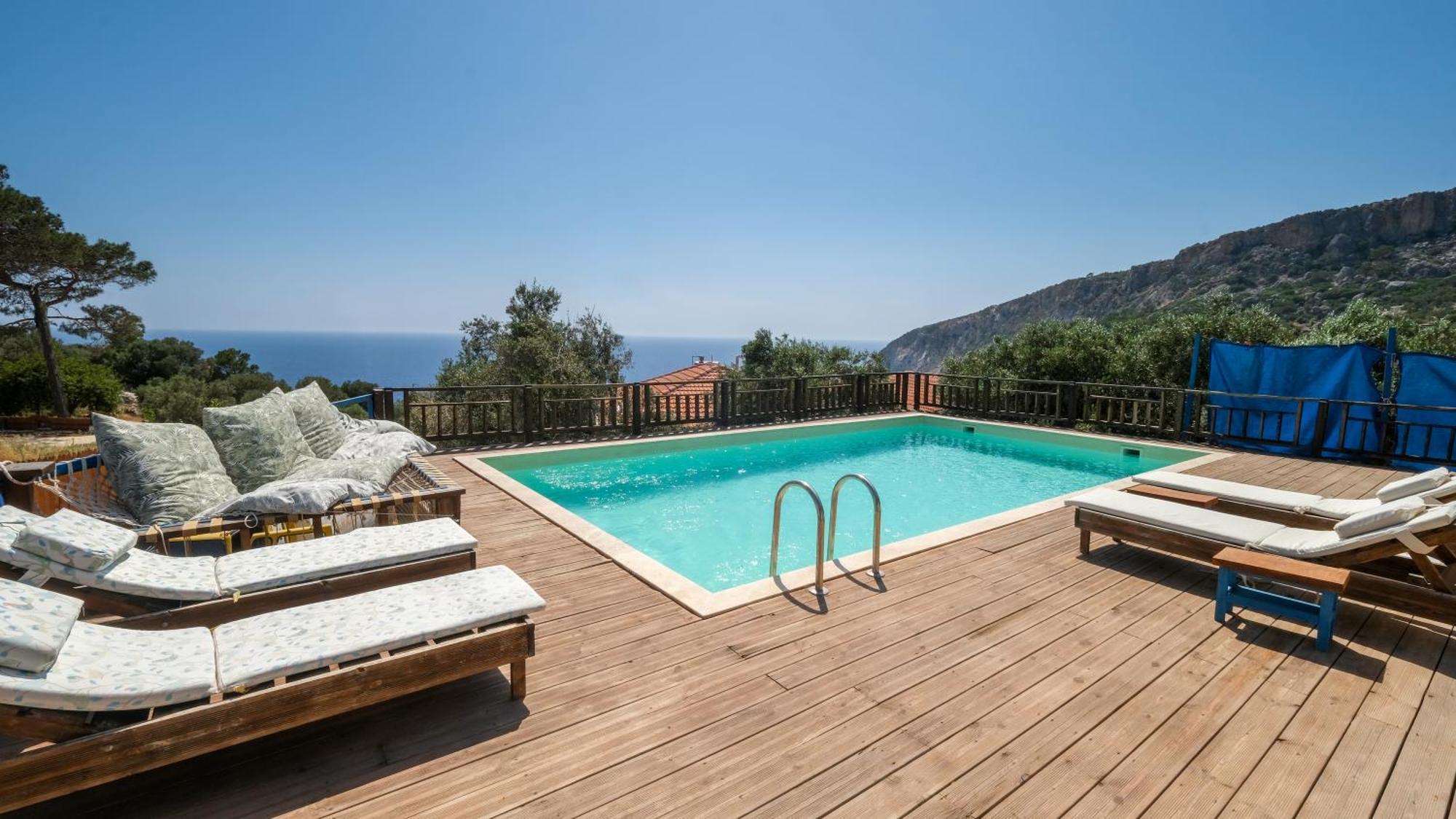 Likya House - Deniz Ve Doga Manzarali, Havuzlu Villa *