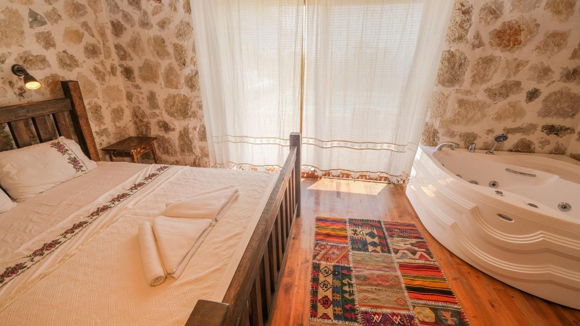Likya House - Deniz Ve Doga Manzarali, Havuzlu * Patara