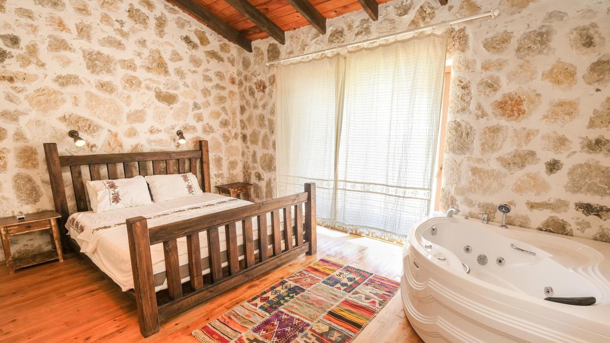 Likya House - Deniz Ve Doga Manzarali, Havuzlu Villa Patara