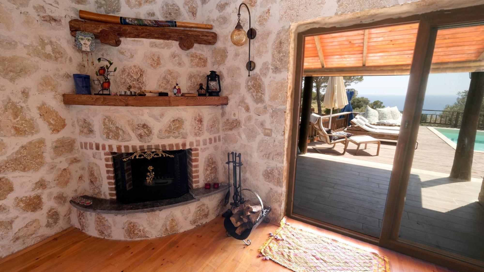 Likya House - Deniz Ve Doga Manzarali, Havuzlu
