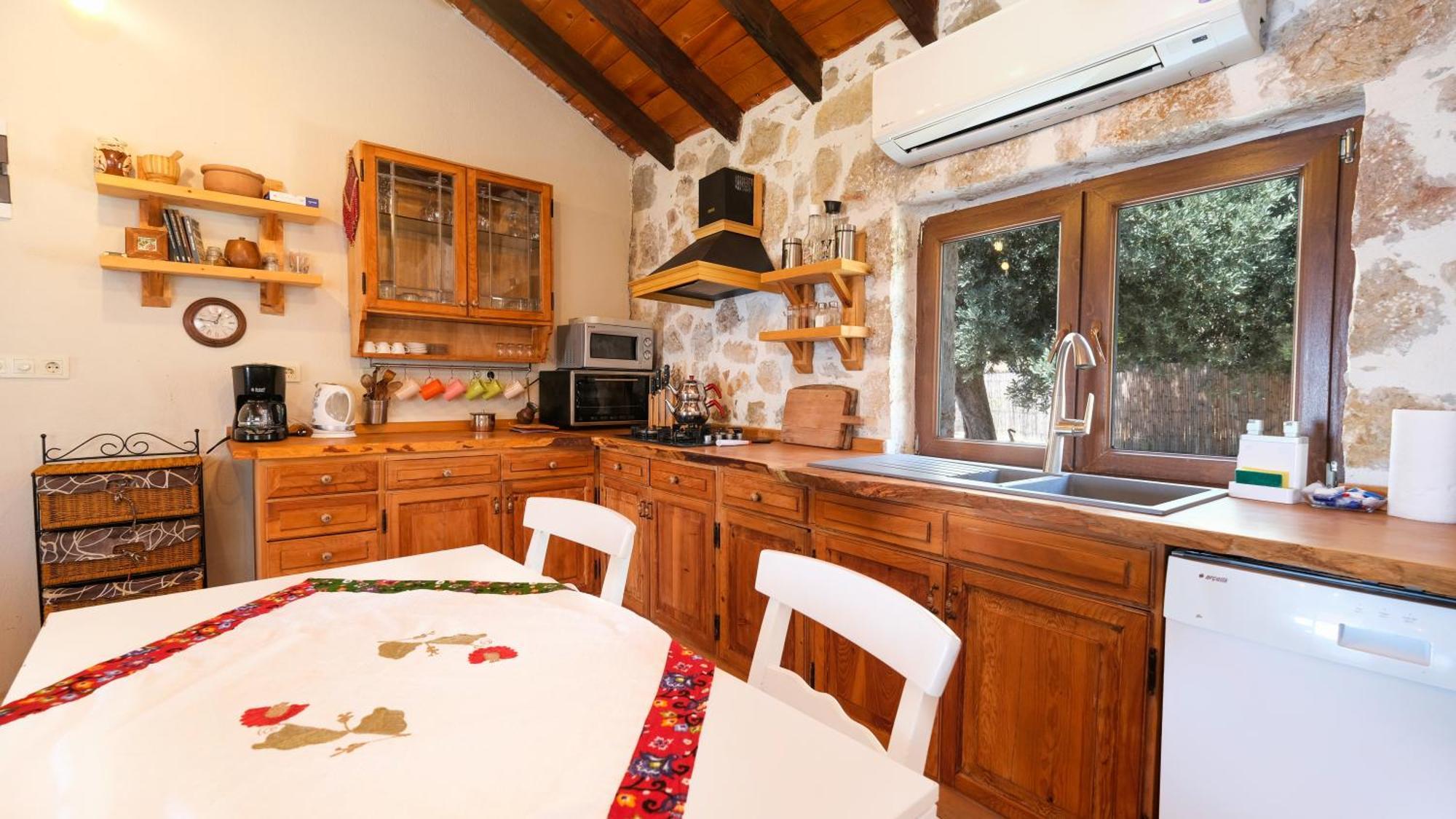 Likya House - Deniz Ve Doga Manzarali, Havuzlu Patara