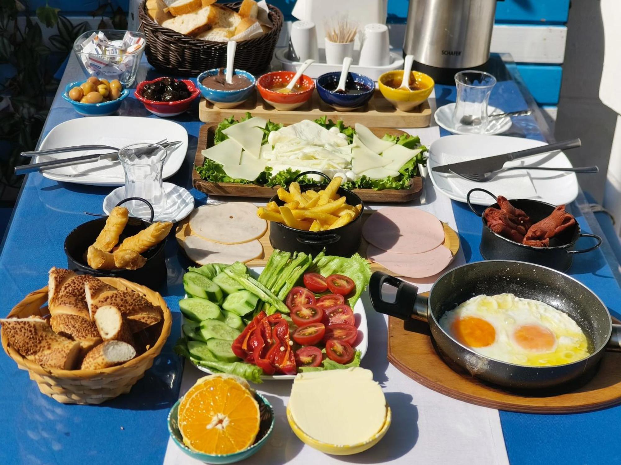 Hotel Mavi *