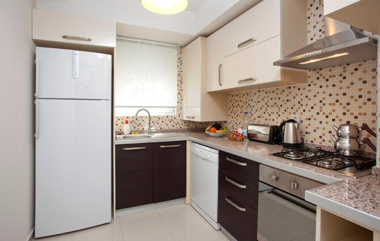 Aparthotel The &