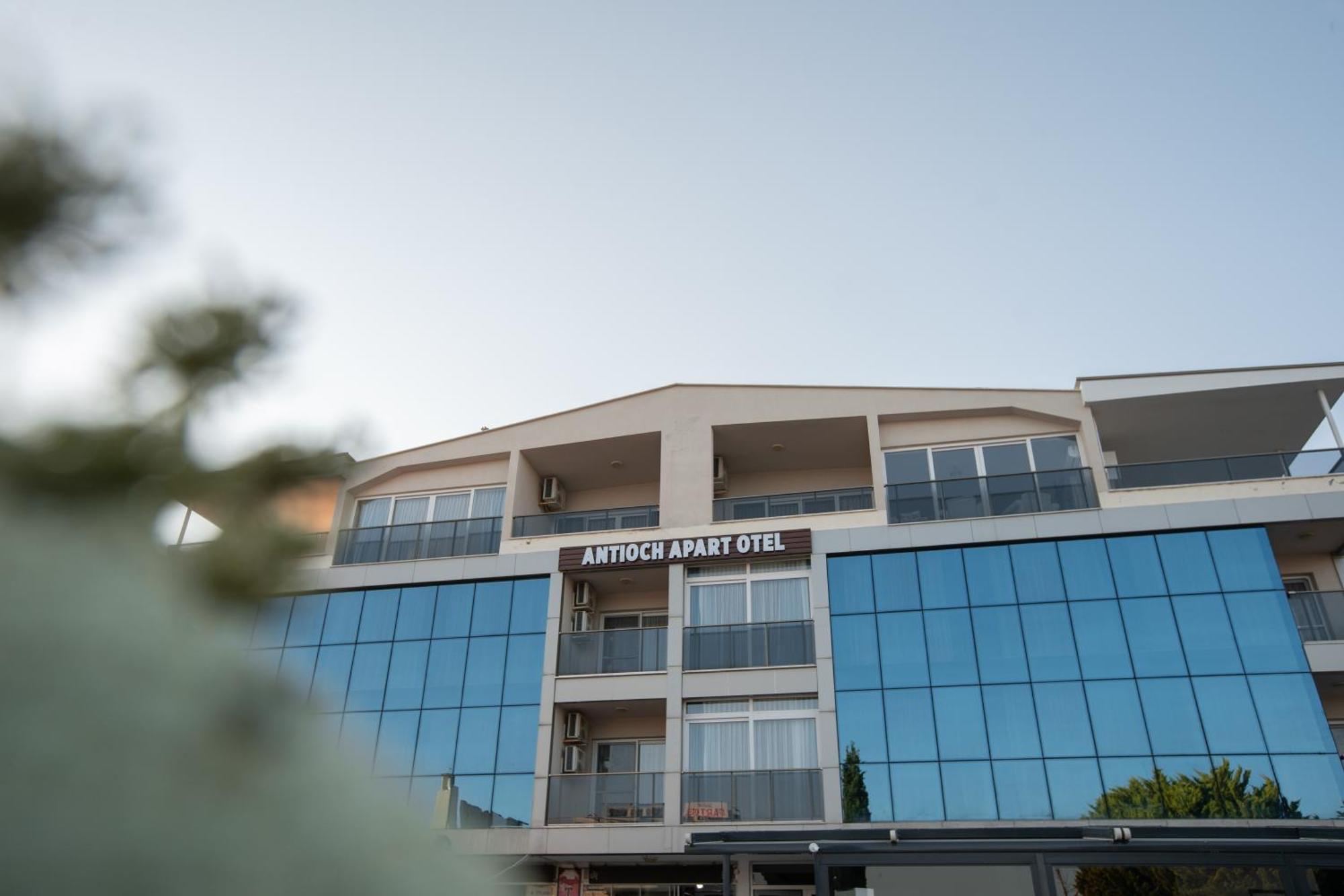 Aparthotel Antiocha *