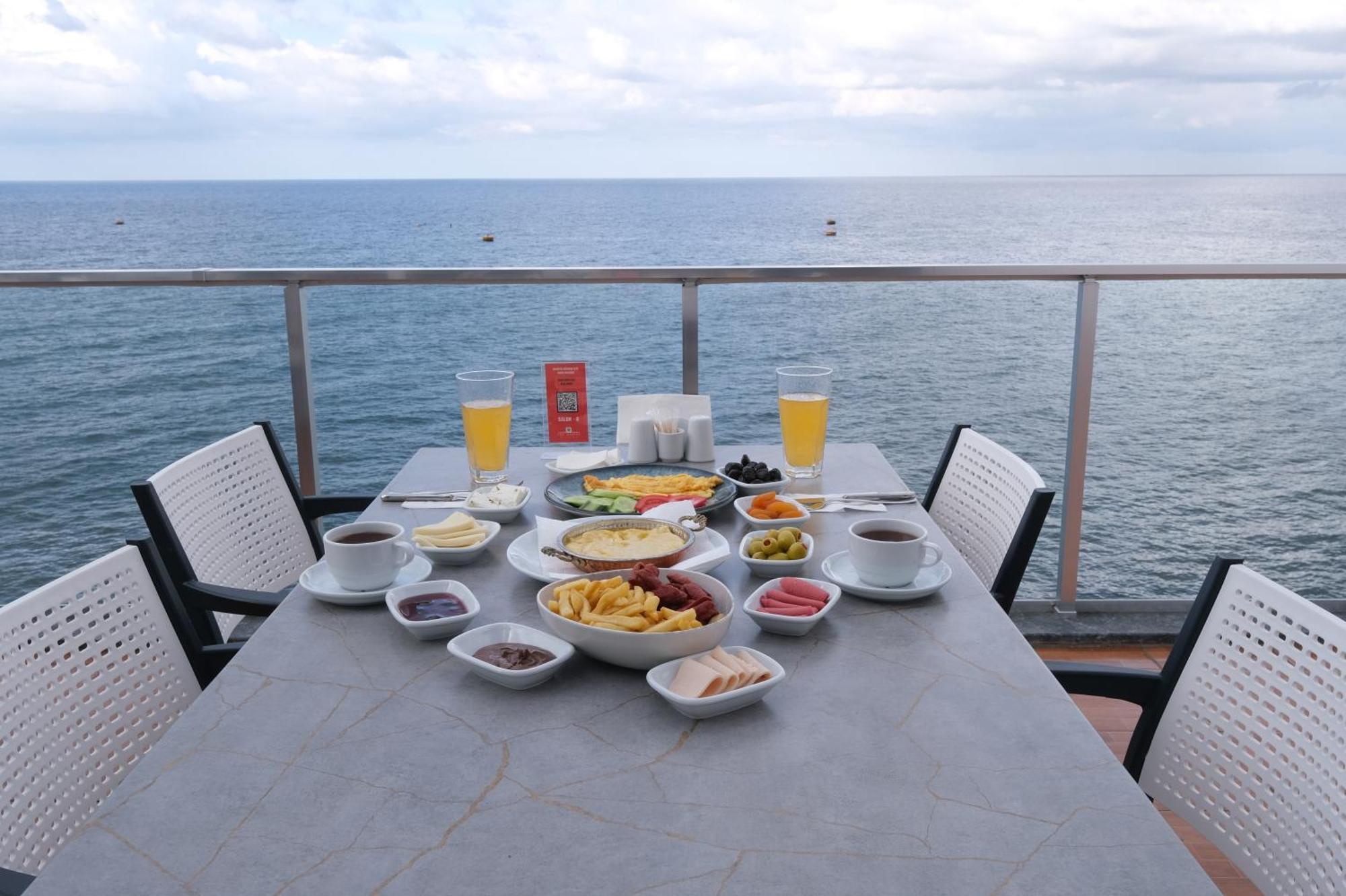 Hotel The Marine Trabzon