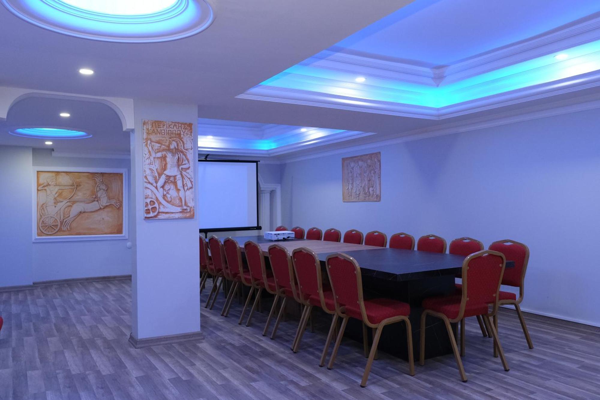 The Marine Hotel 3*