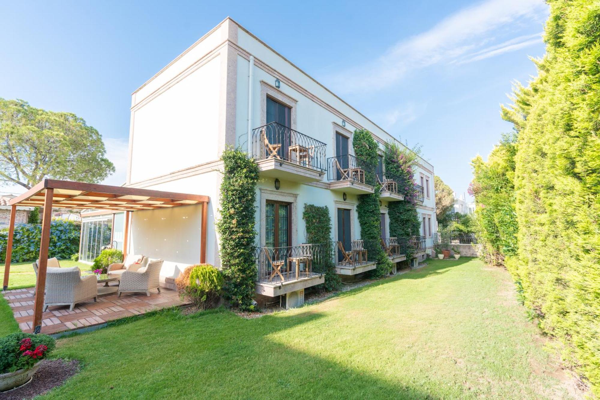 Elia Cunda By Ortunc Hotel 3*