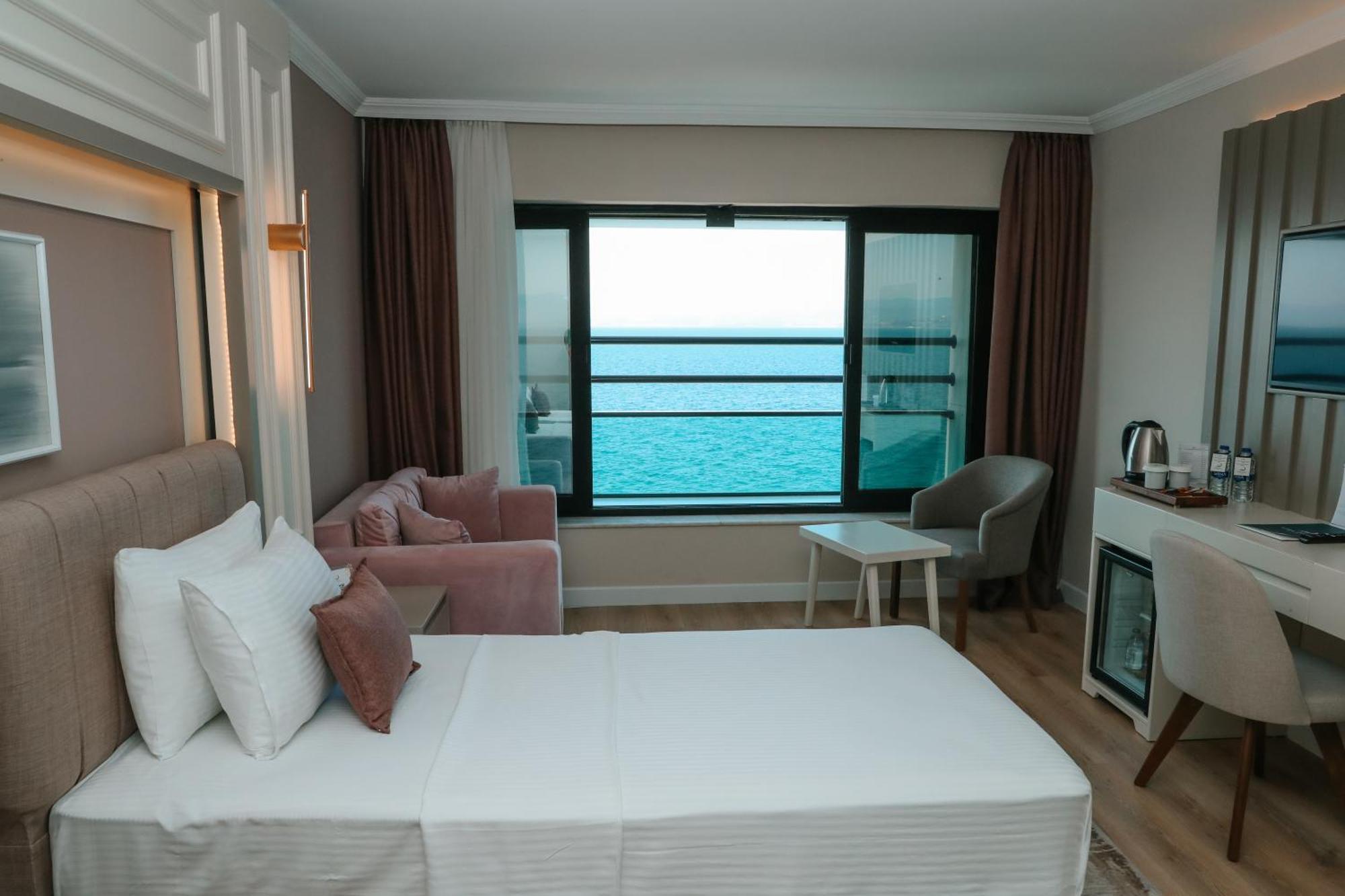 Vira Hotel
